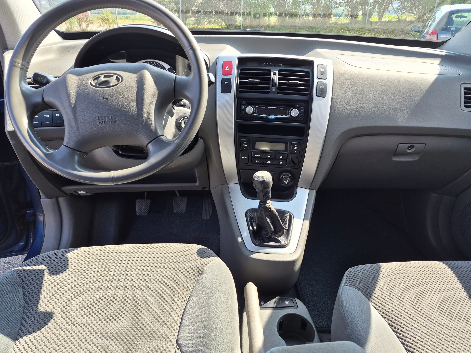 HYUNDAI Tucson 2.0 Style 4WD-image-7