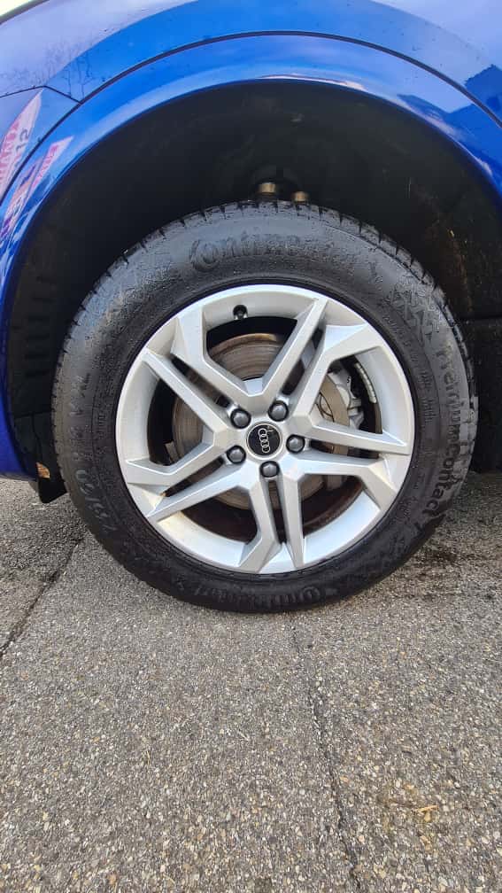 AUDI Q5 40 TDI S-line quattro S-tronic ** 204 PS ** Voll-Leder ** Sitzheizung ** Abstandsregelsysteme ** Frisch Ab MFK & Service **-image-12