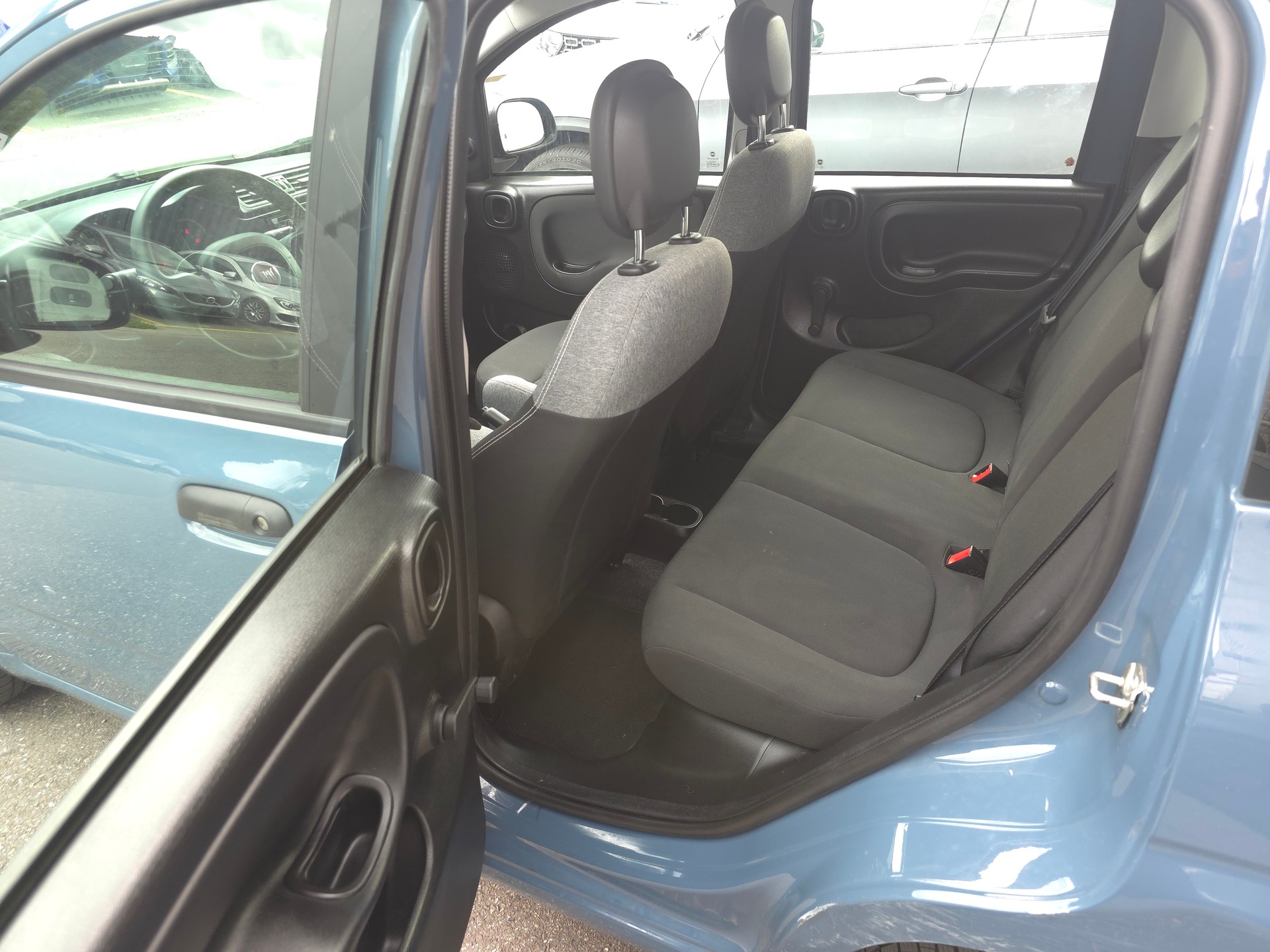 FIAT Panda 1.0 MHEV City Cross-image-11