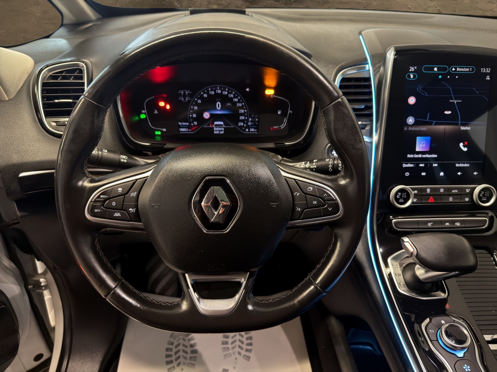 RENAULT Espace 2.0 dCi Intens EDC 6-image-8