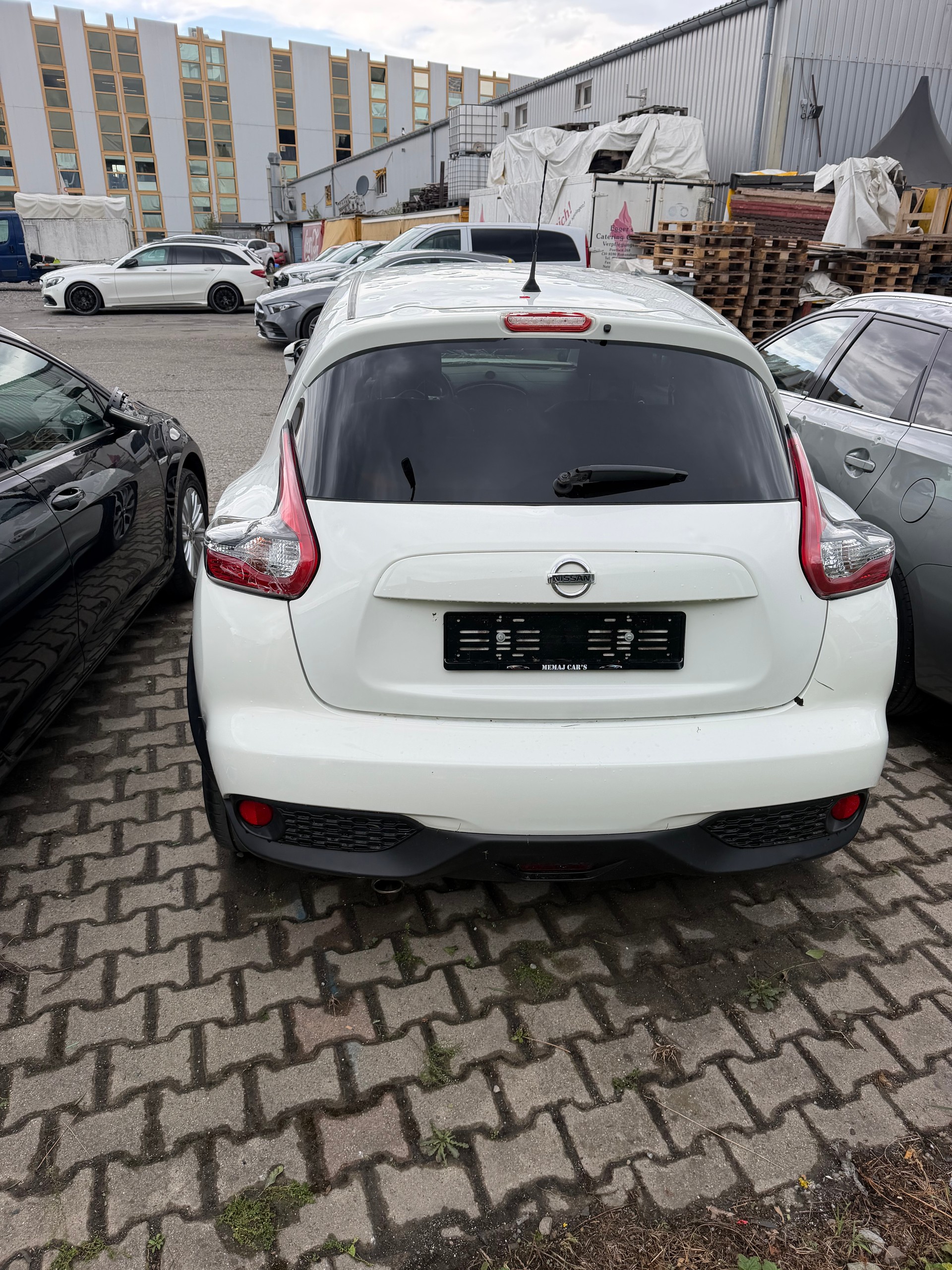 NISSAN Juke 1.6 DIG-T Swiss Edition 4x4 Xtronic M-CVT-image-2