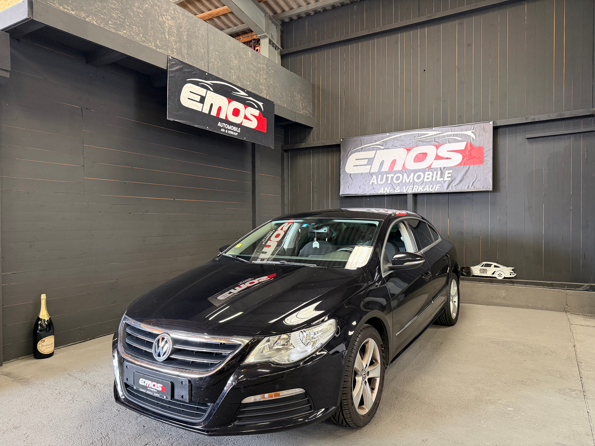 VW Passat CC 2.0 TDI ** 5 Plätz **-image-0