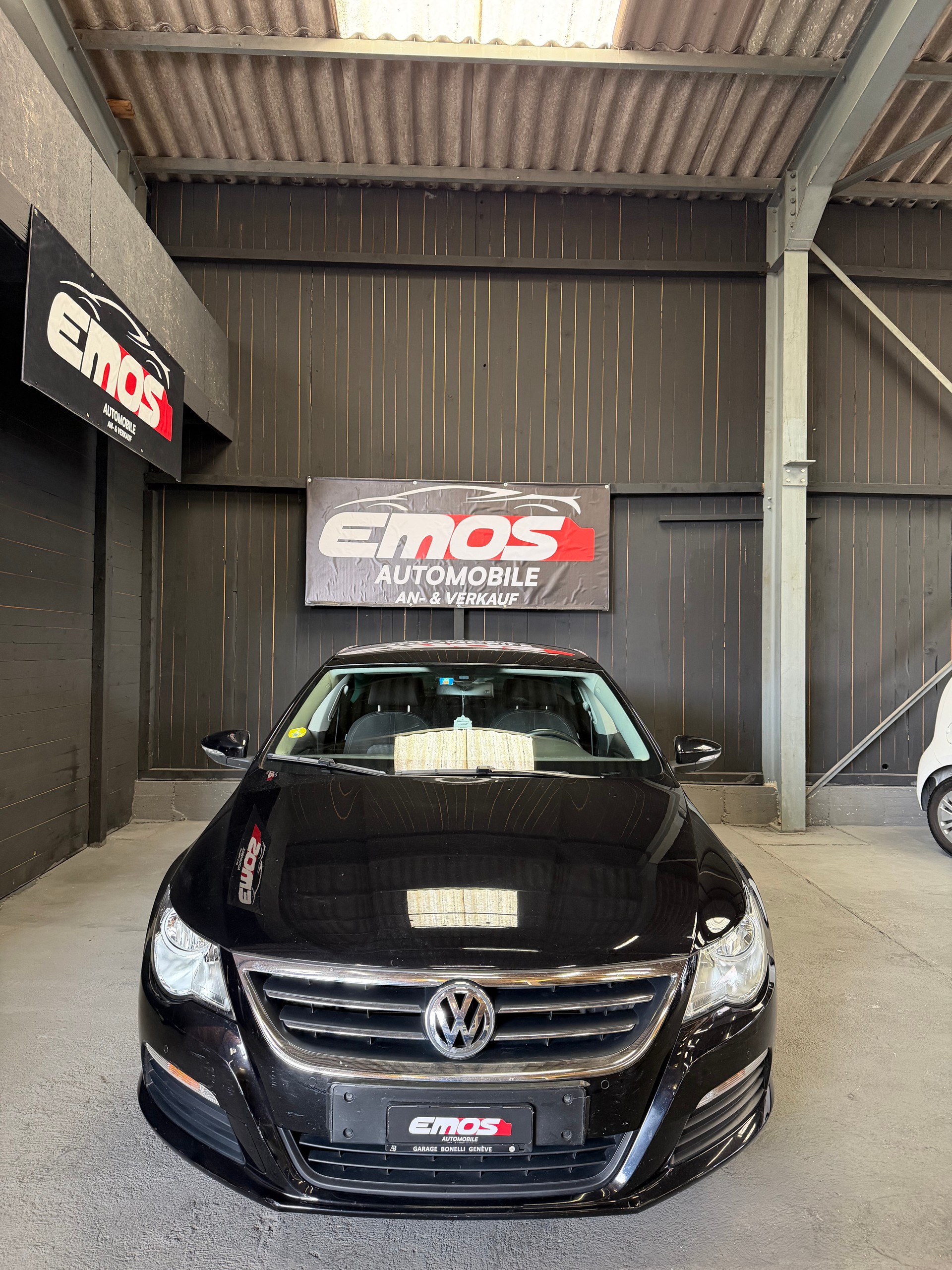 VW Passat CC 2.0 TDI ** 5 Plätz **-image-1