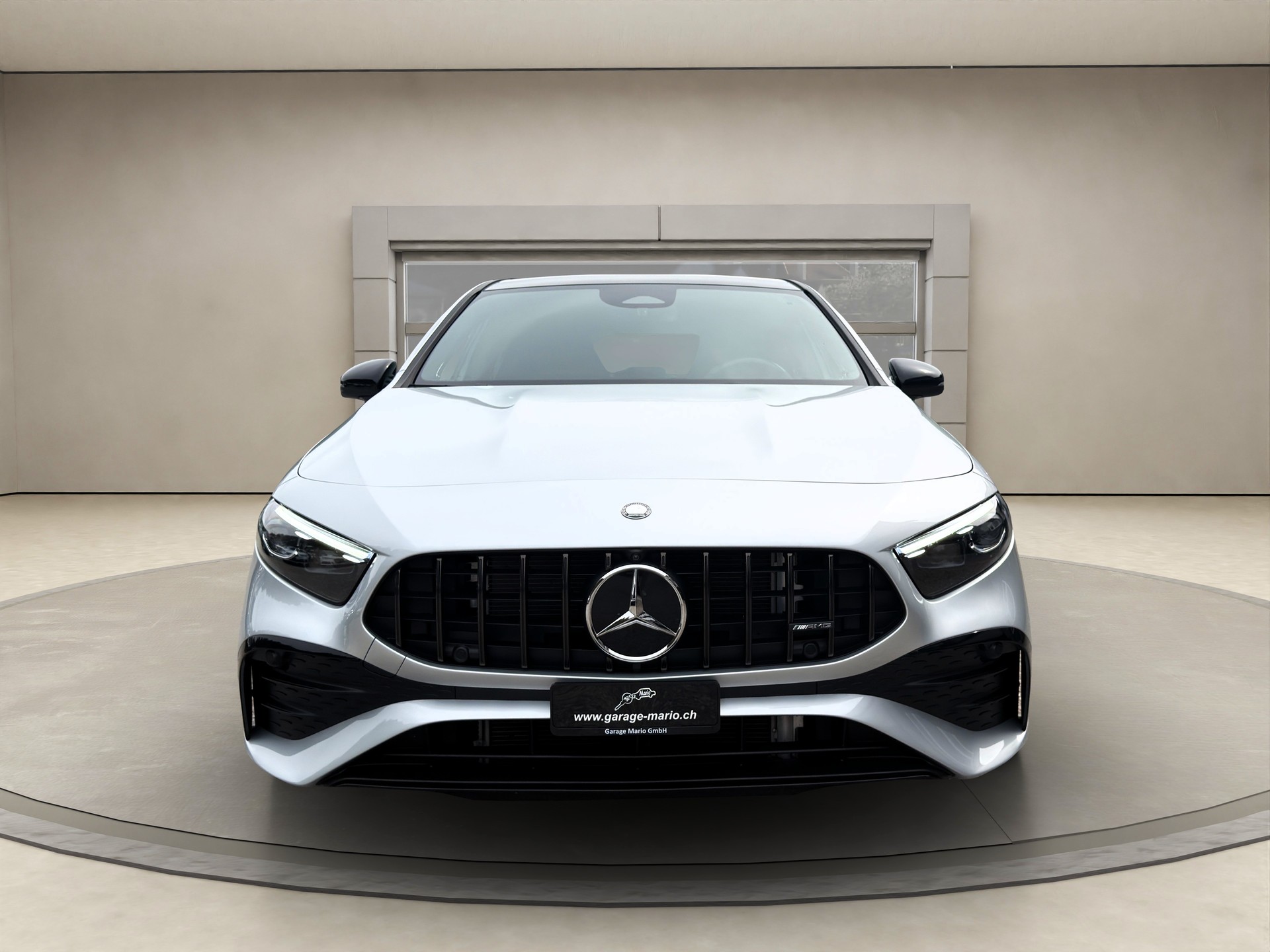 MERCEDES-BENZ ❗A 35 AMG❗4Matic 8G-DCT ✅CH-Fahrzeug & AMG Performance Sitze✅-image-1