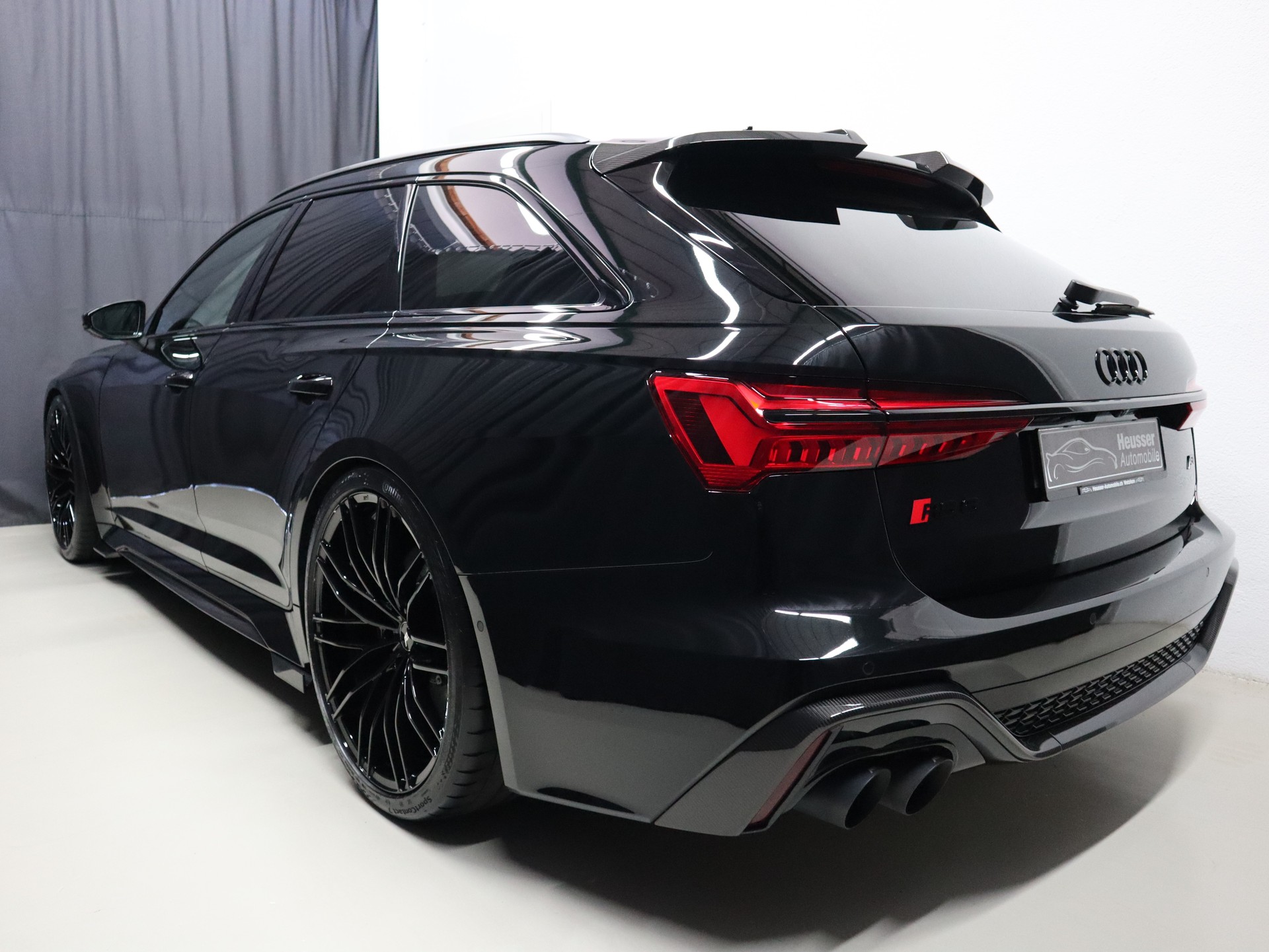 AUDI RS6-S ABT 4.0 TFSI V8 quattro - CH-Fahrzeug - Dynamik Paket PLUS - Carbon Paket - Panorama - Keramik - Standheizung - 700 PS-image-4