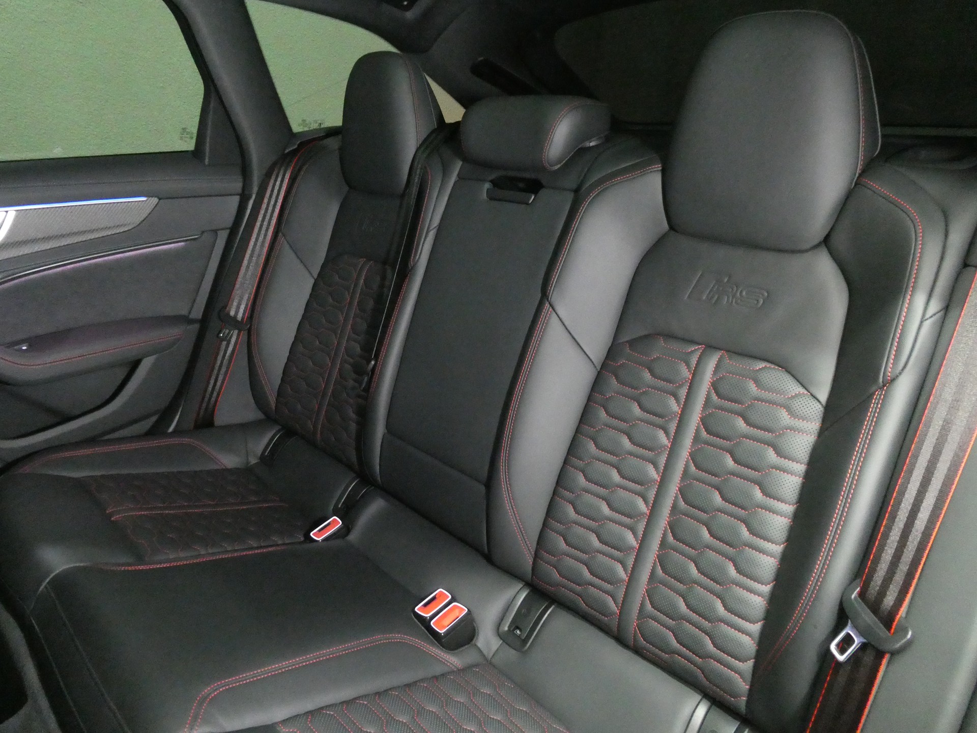 AUDI RS6-S ABT 4.0 TFSI V8 quattro - CH-Fahrzeug - Dynamik Paket PLUS - Carbon Paket - Panorama - Keramik - Standheizung - 700 PS-image-15