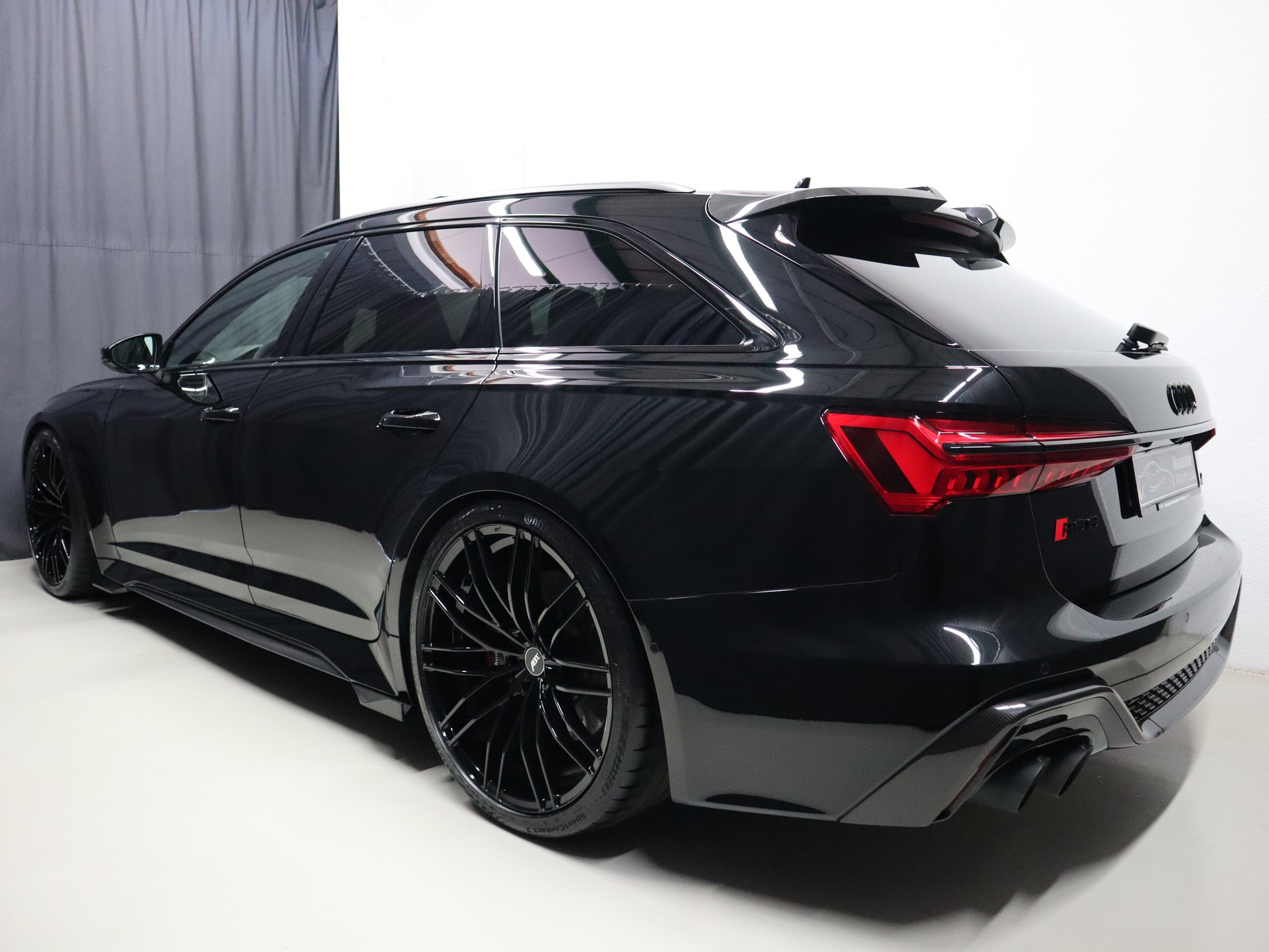 AUDI RS6-S ABT 4.0 TFSI V8 quattro - CH-Fahrzeug - Dynamik Paket PLUS - Carbon Paket - Panorama - Keramik - Standheizung - 700 PS-image-3