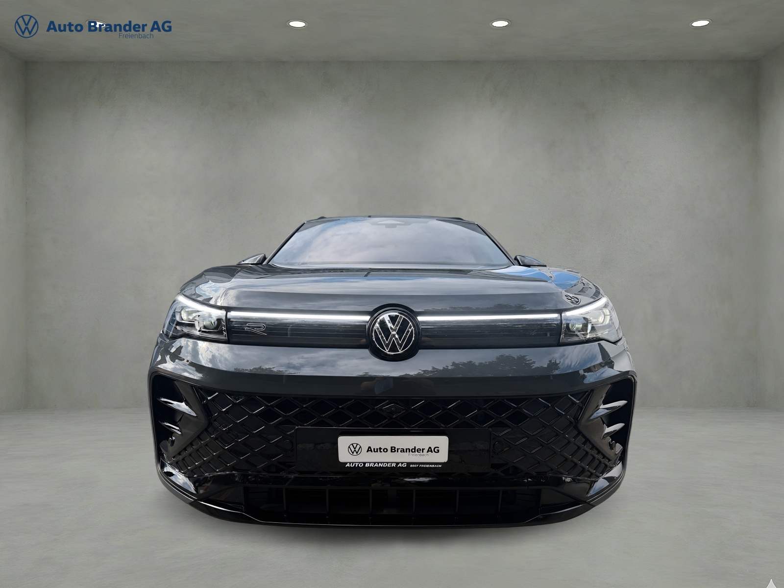 VW Tiguan 2.0 TSI DSG R-Line Plus 4Motion-image-6