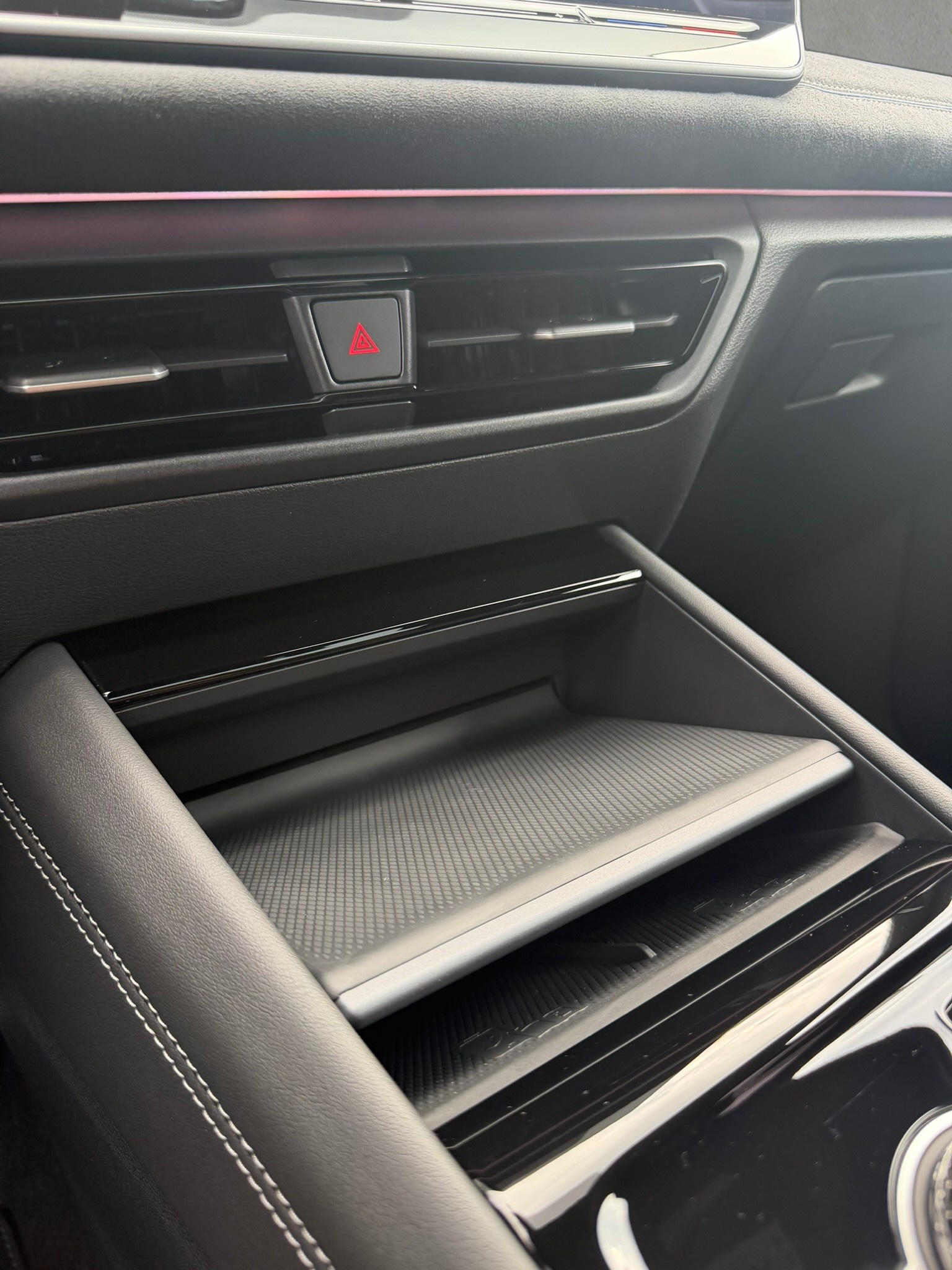 VW Tiguan 2.0 TSI DSG R-Line Plus 4Motion-image-21