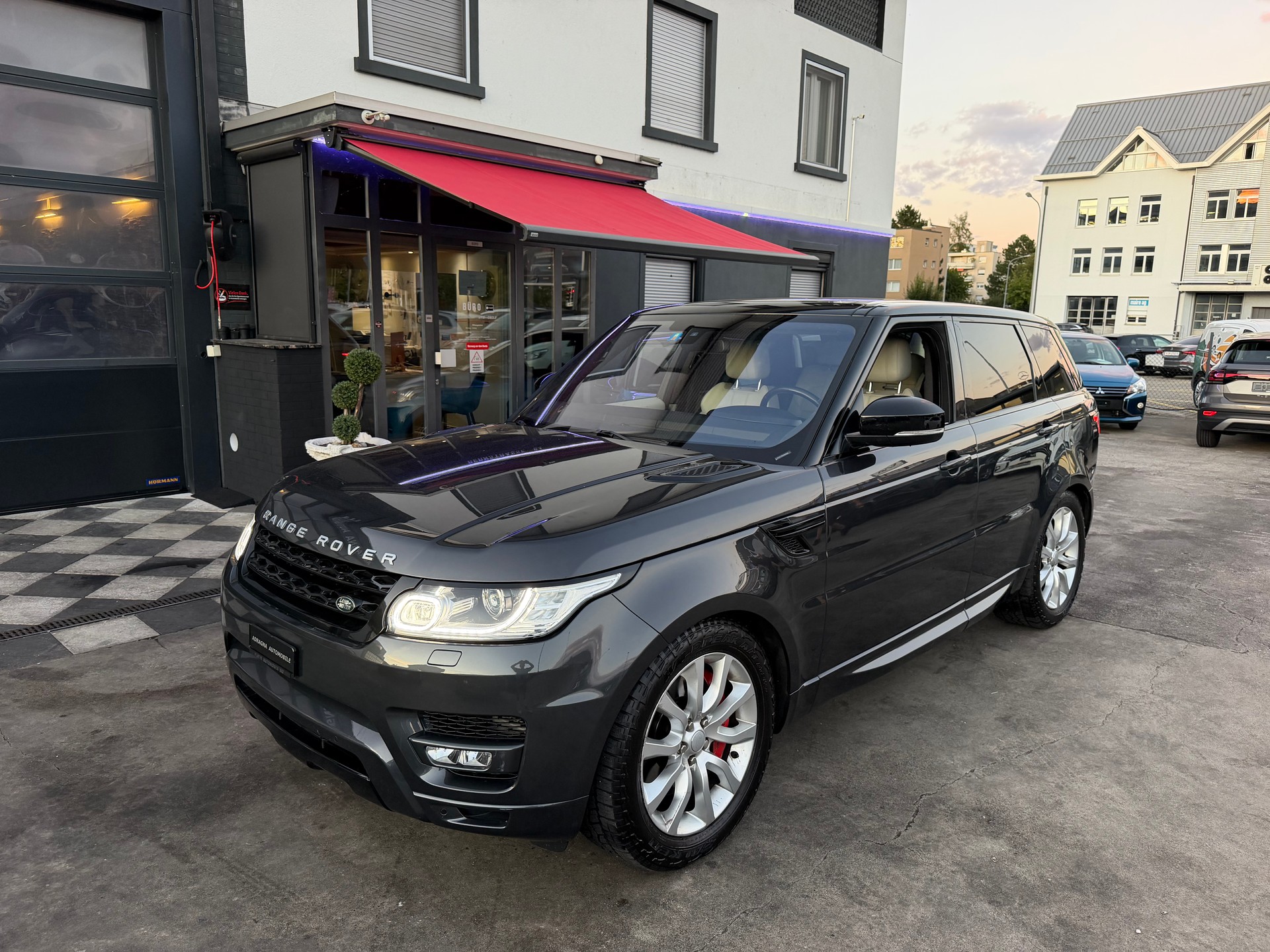 LAND ROVER Range Rover Sport 3.0 SDV6 Autobiogr. Dynamic Aut.-image-3