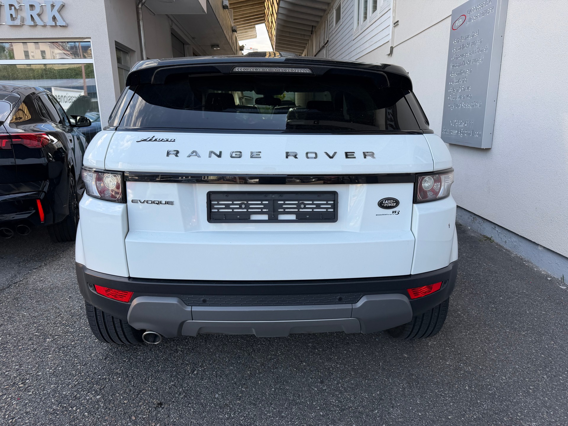 LAND ROVER Range Rover Evoque 2.2 TD4 Pure-image-5