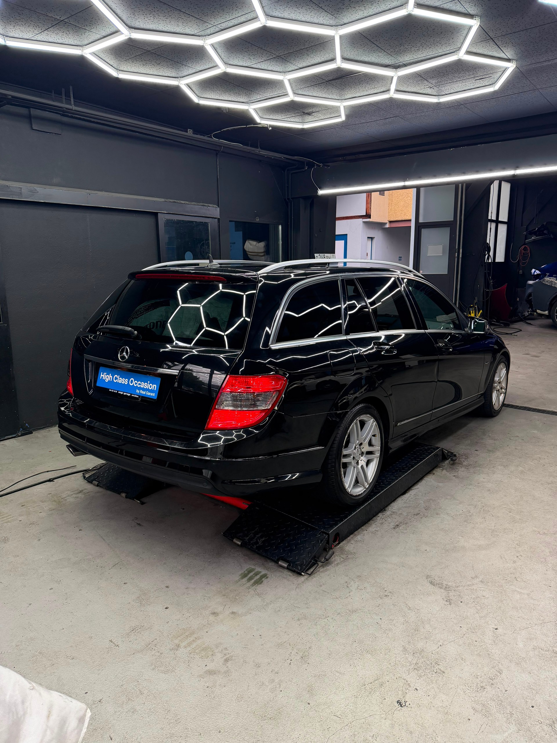 MERCEDES-BENZ C 220 CDI Elégance Automatic-showroom-element-2