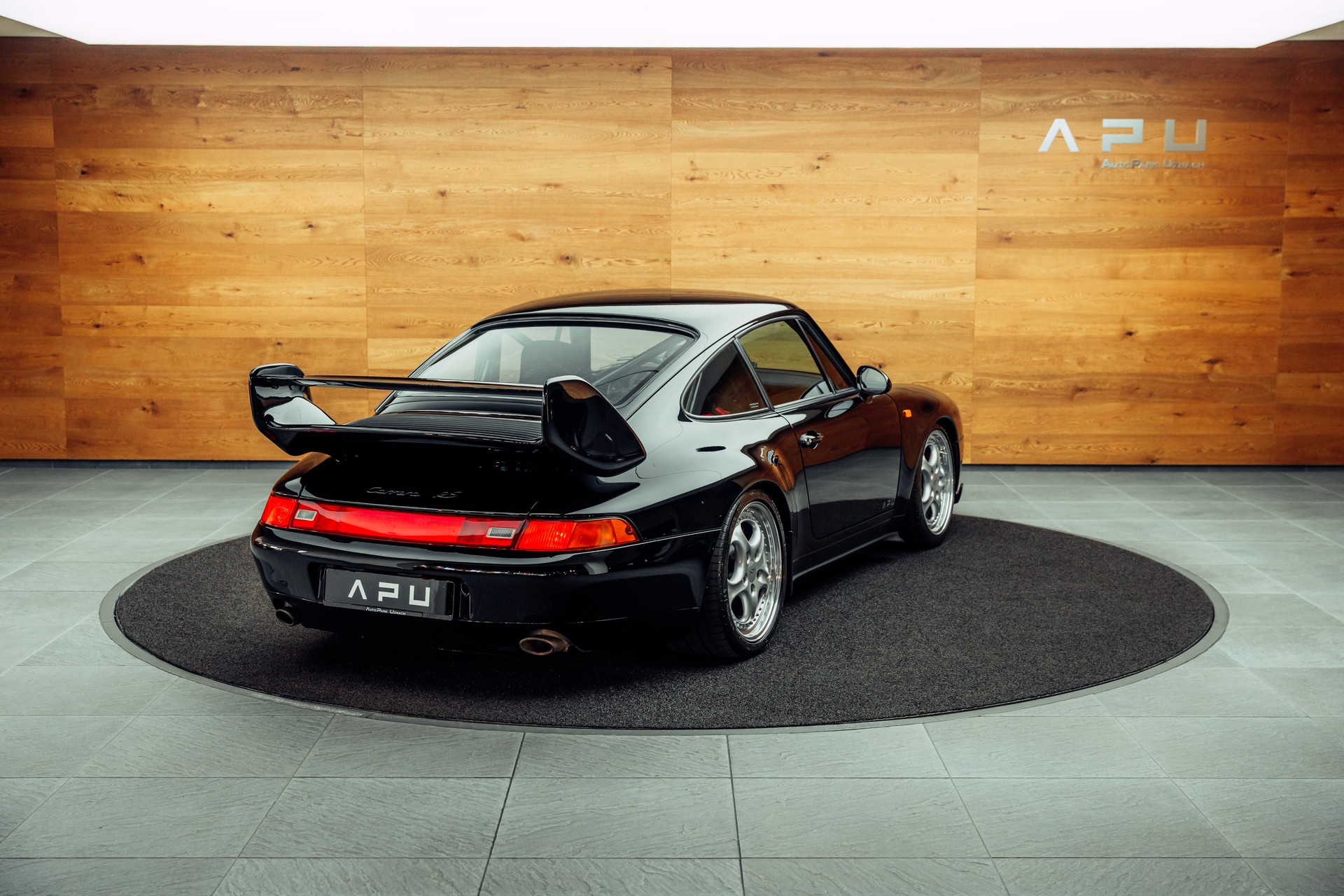 PORSCHE 911 Carrera RS Clubsport-image-1