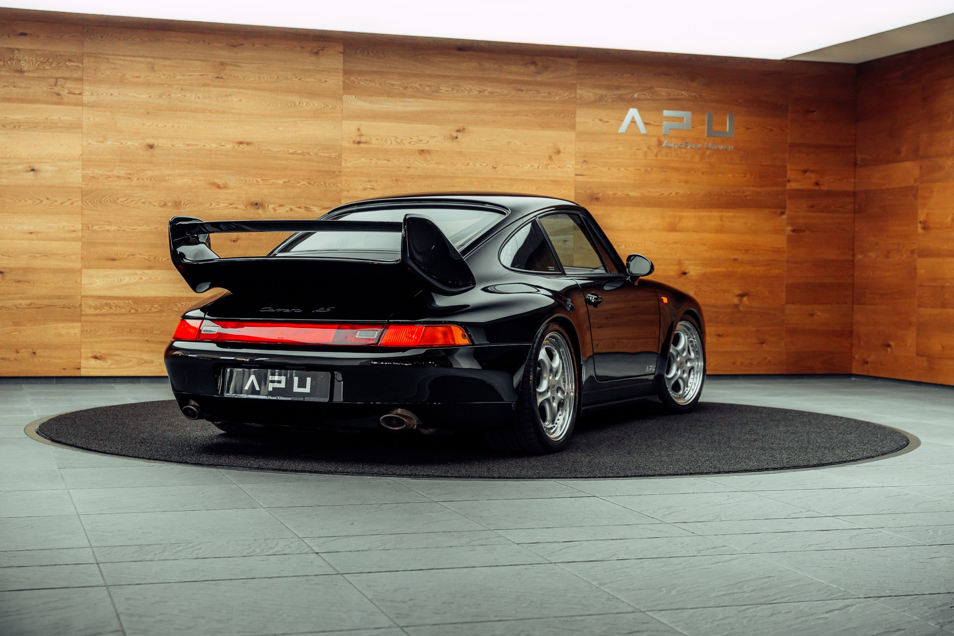 PORSCHE 911 Carrera RS Clubsport-image-18