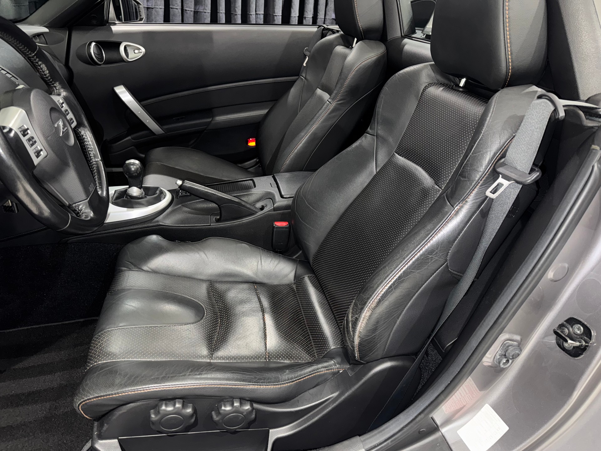 NISSAN 350 Z Roadster | CH |-image-18