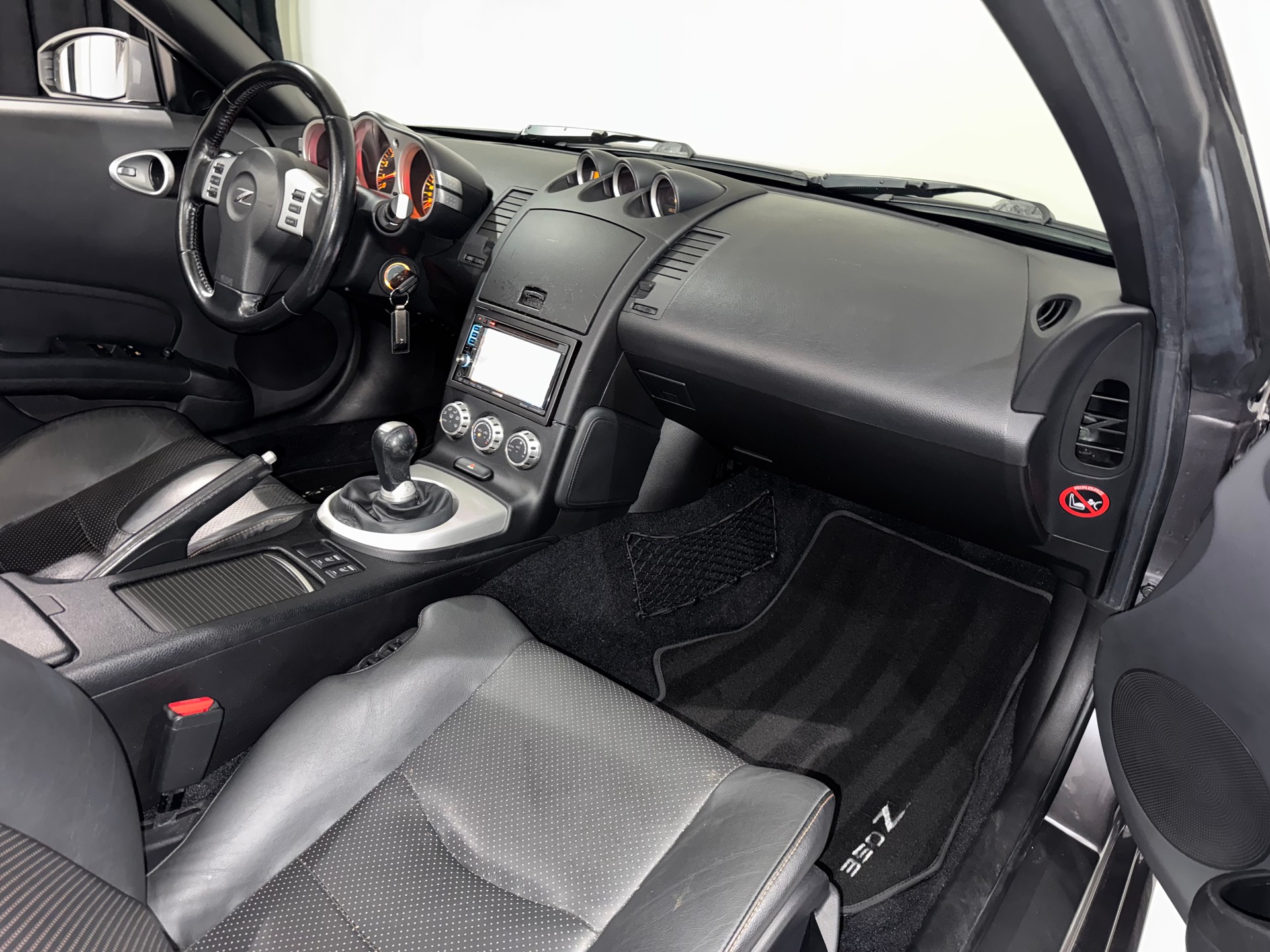 NISSAN 350 Z Roadster | CH |-image-15