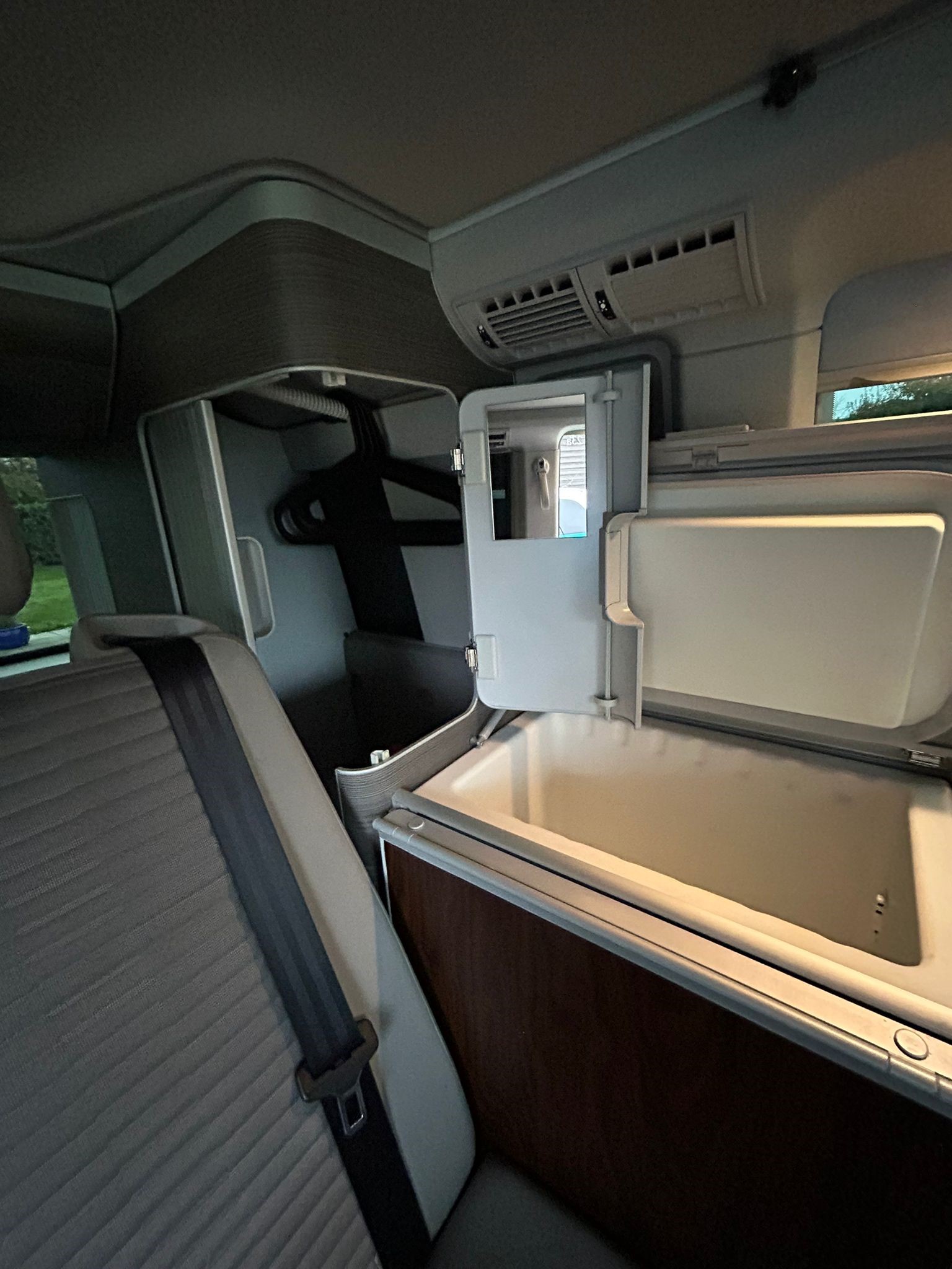 VW T6 California 2.0 TDI Ocean 4Motion-image-7