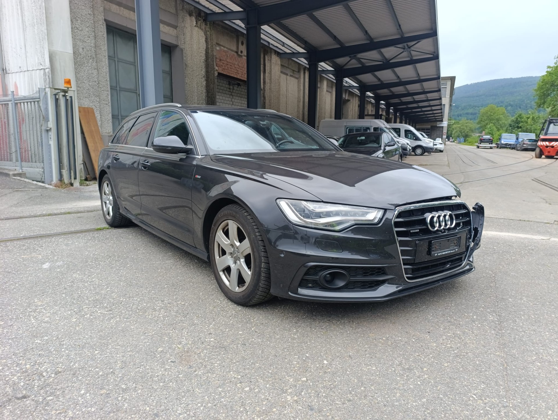 AUDI A6 Avant 3.0 TDI V6 quattro S-tronic-image-0
