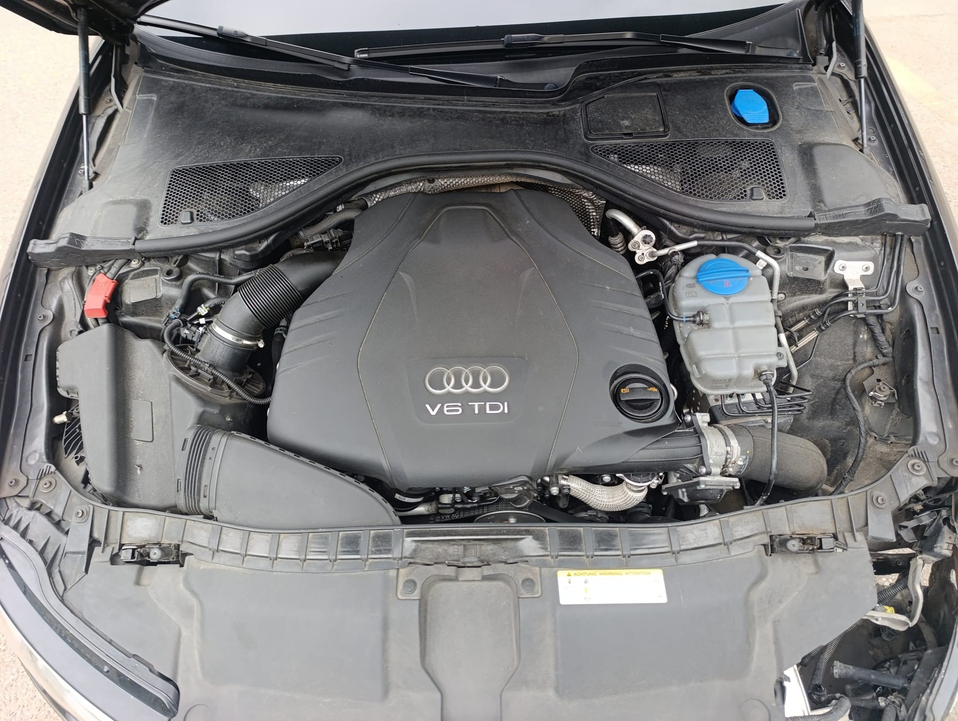 AUDI A6 Avant 3.0 TDI V6 quattro S-tronic-image-5