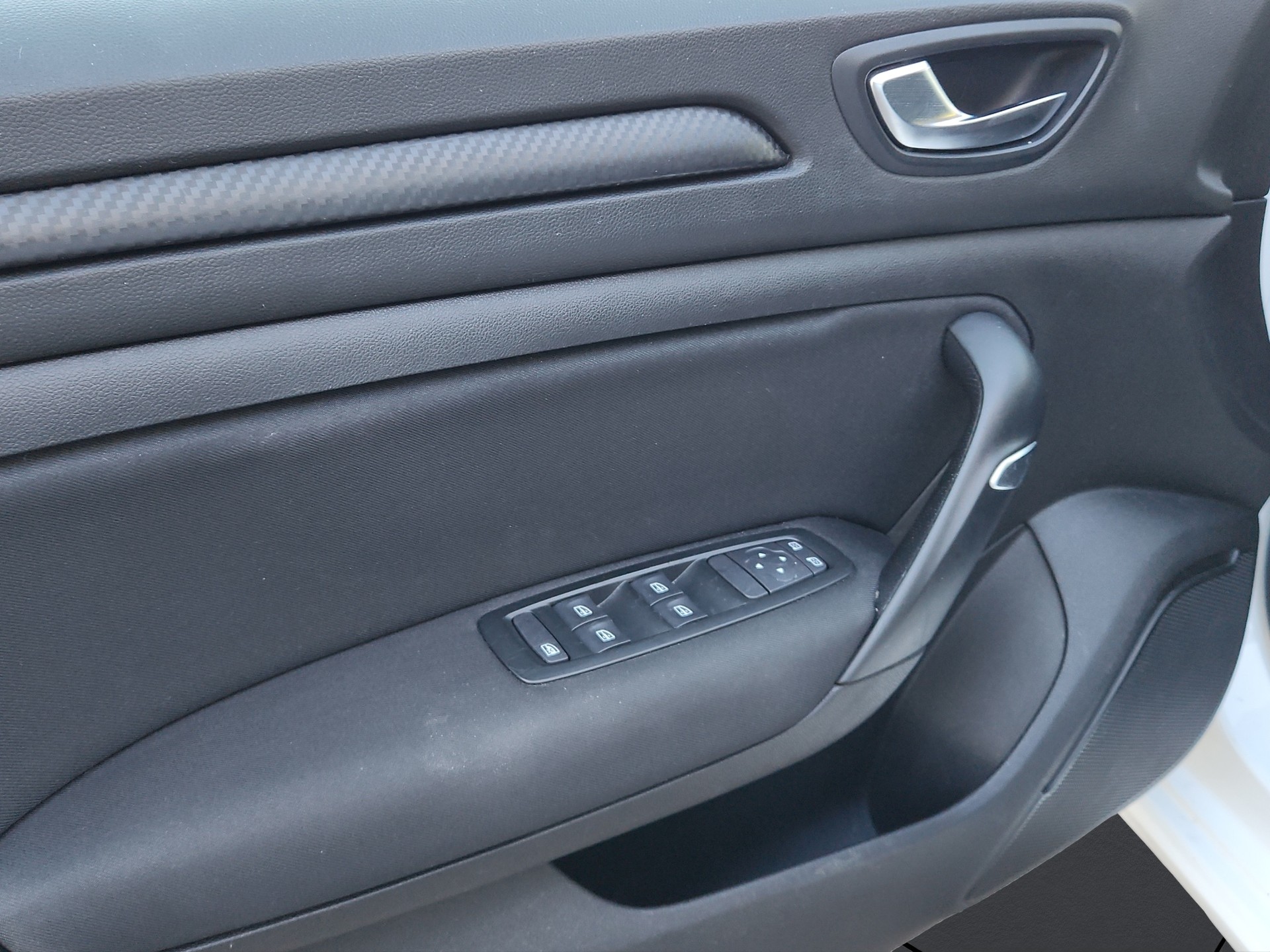 RENAULT Mégane Grandtour 1.5 dCi Business EDC-image-11