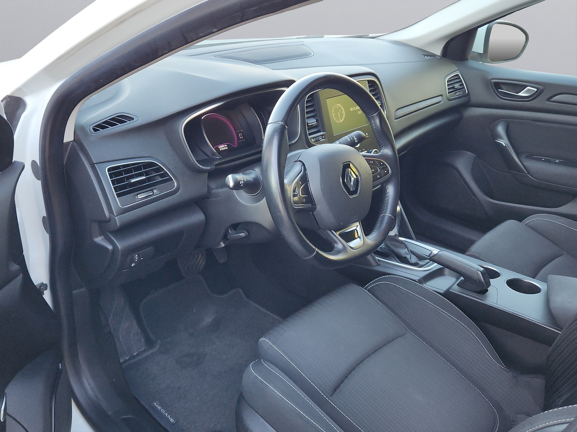 RENAULT Mégane Grandtour 1.5 dCi Business EDC-image-18