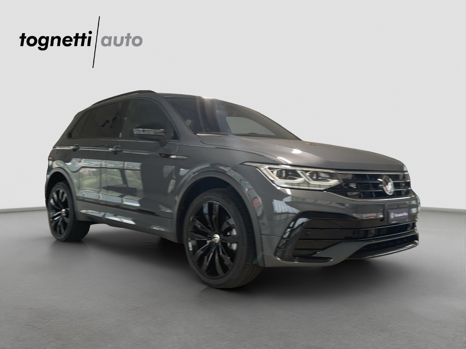 VW Tiguan 2.0 TDI SCR R-Line 4Motion DSG-image-1