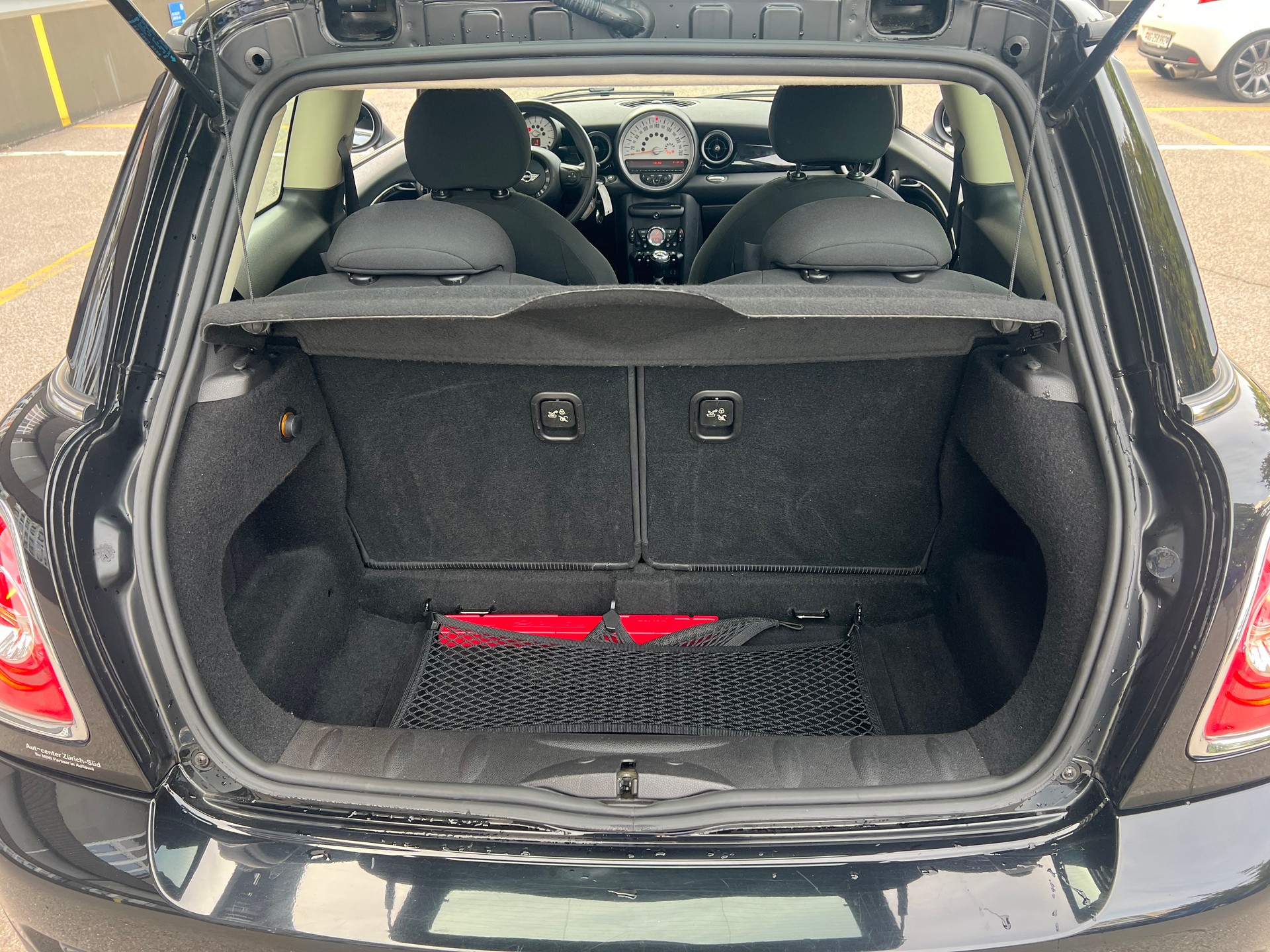 MINI Cooper S-image-15
