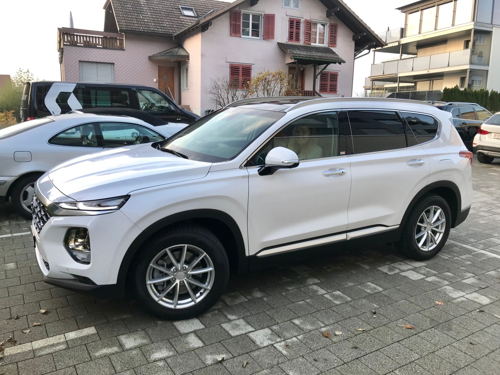HYUNDAI 2.2 CRDi Vertex 7P-image-3