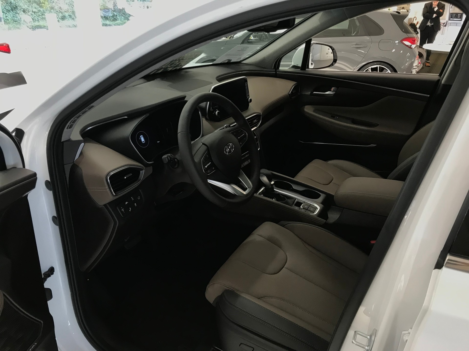 HYUNDAI 2.2 CRDi Vertex 7P-image-4