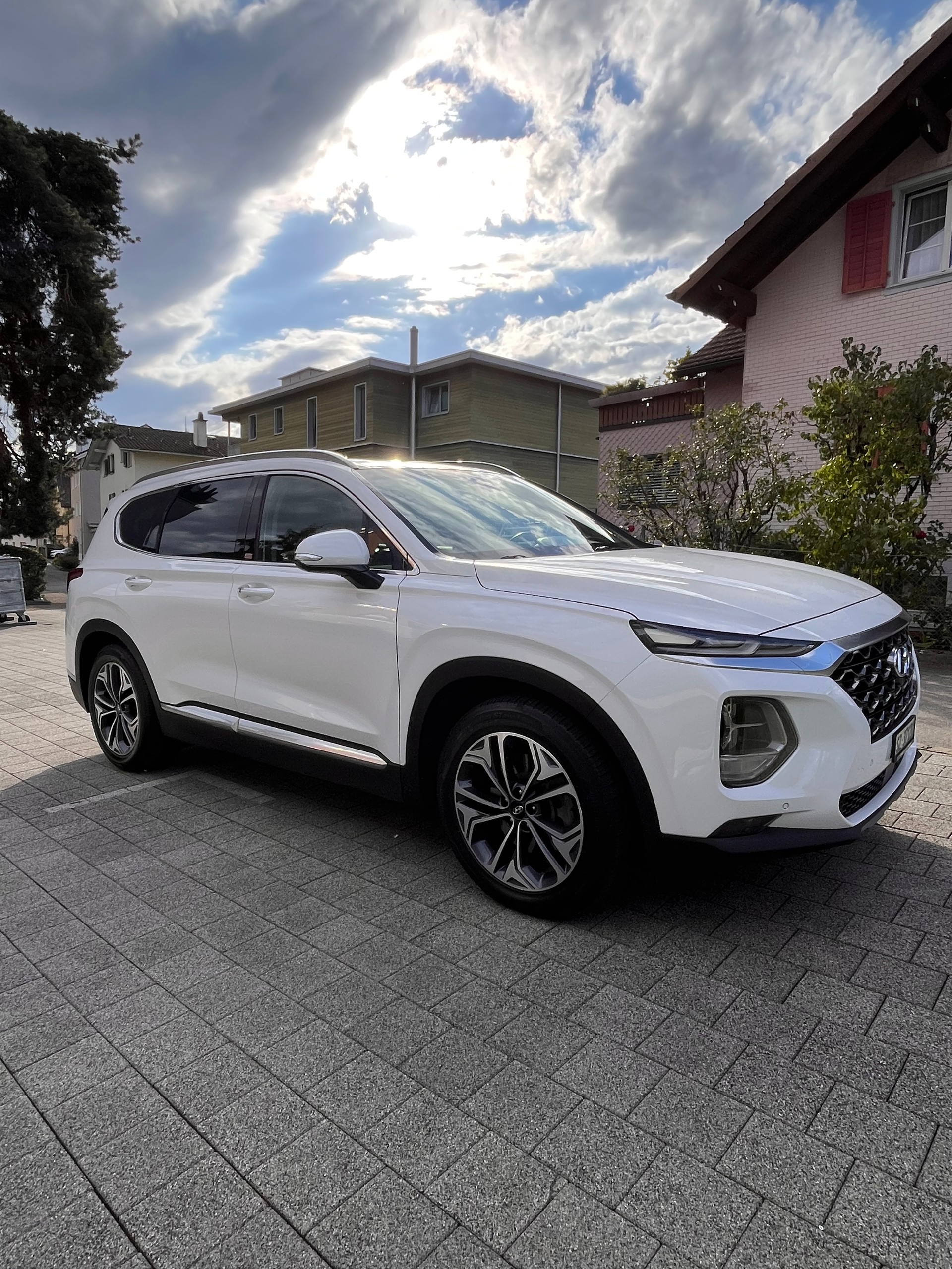 HYUNDAI 2.2 CRDi Vertex 7P-image-1