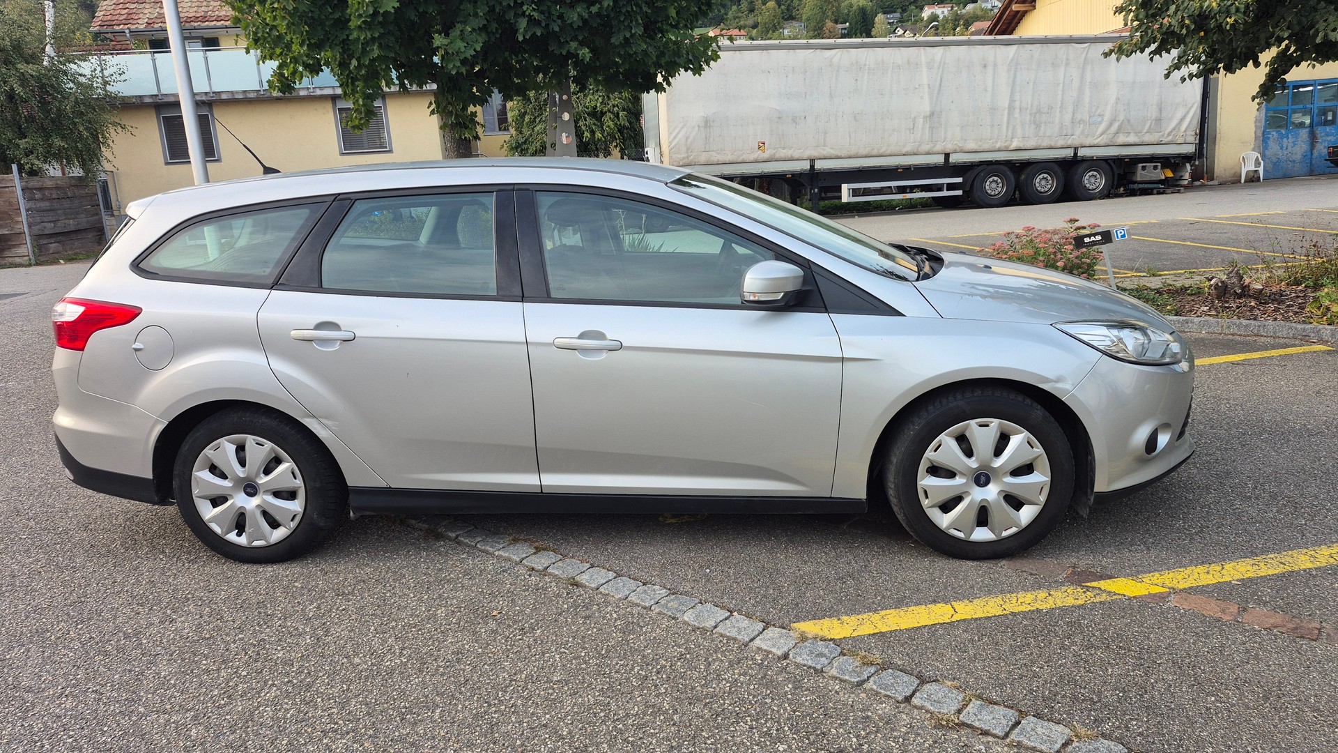 FORD Focus 1.6 TDCi Titanium-image-3