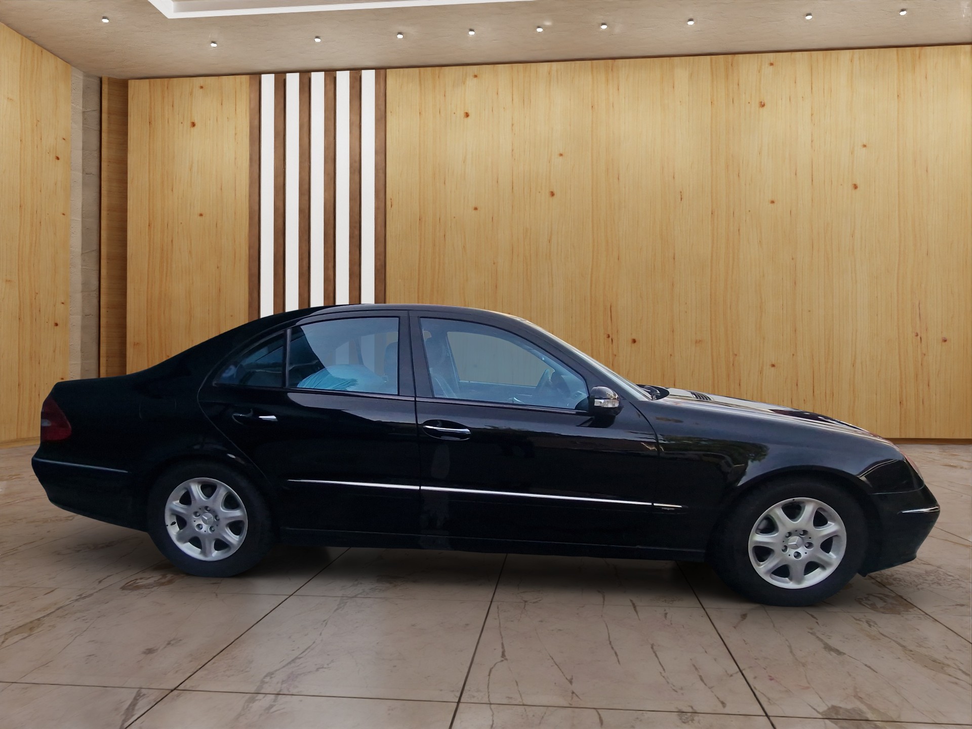 MERCEDES-BENZ E 200 Kompressor Elégance-image-3
