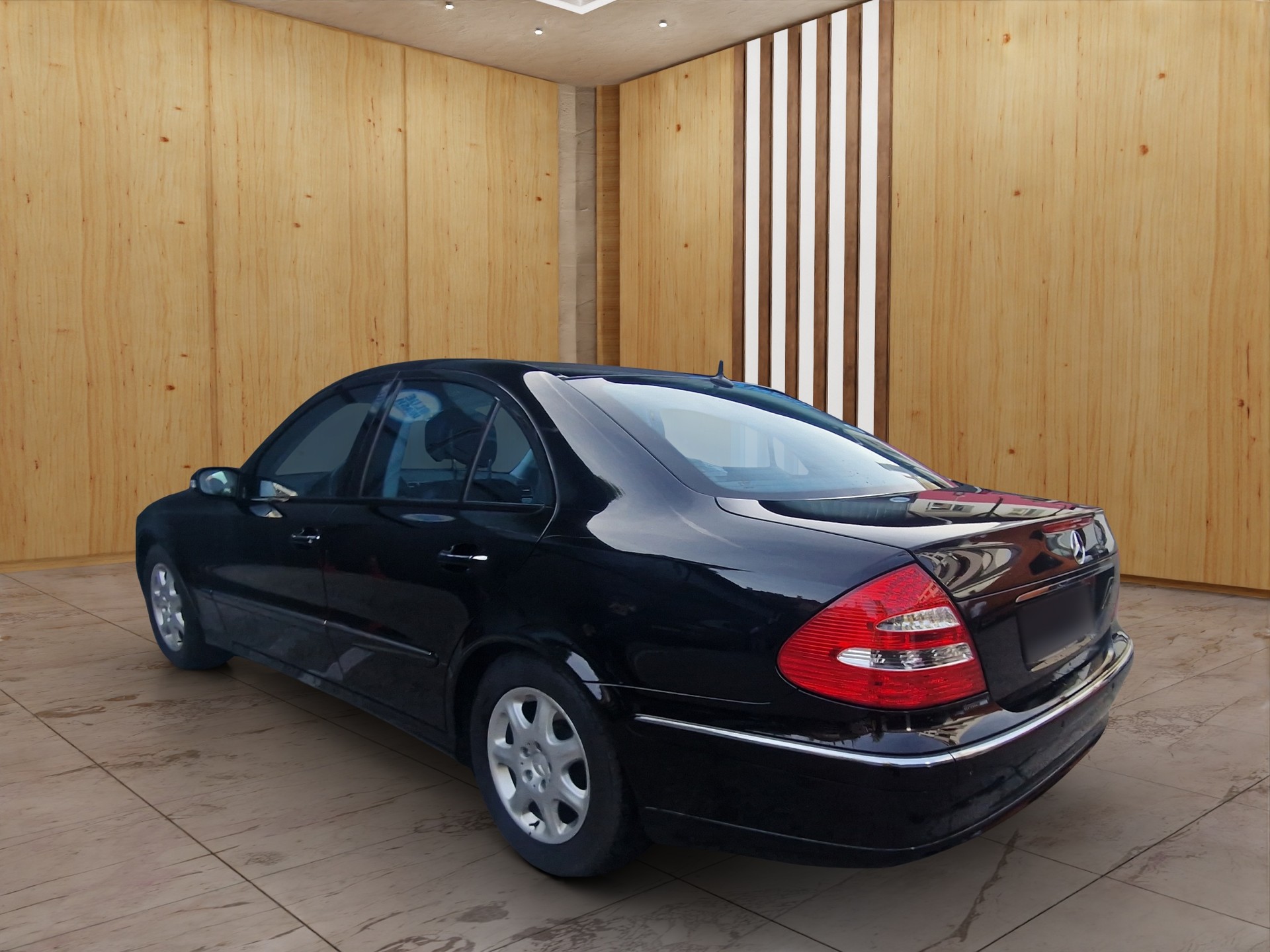 MERCEDES-BENZ E 200 Kompressor Elégance-image-5