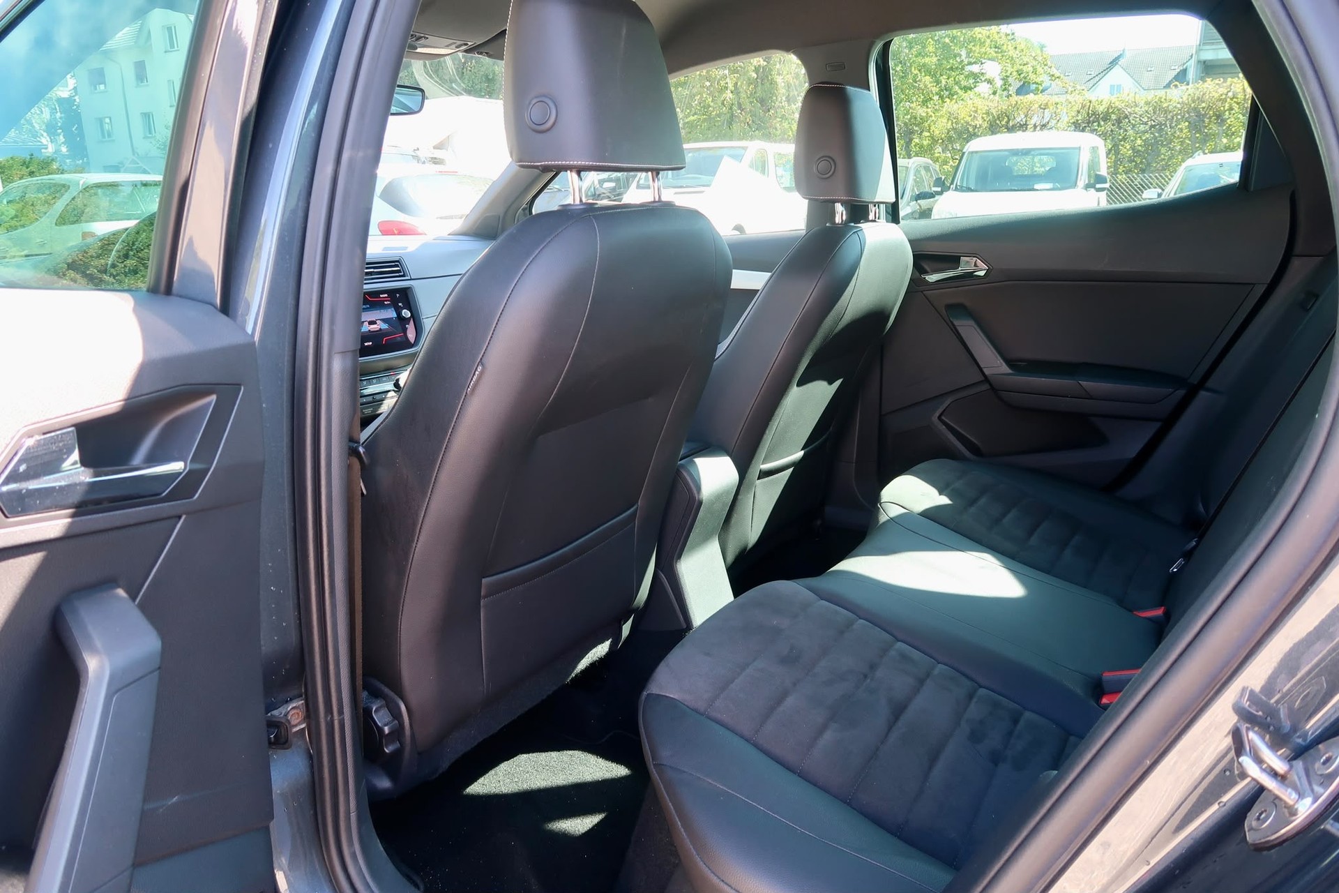 SEAT Arona 1.6 TDI CR Swiss Mocean DSG ⭐-image-8