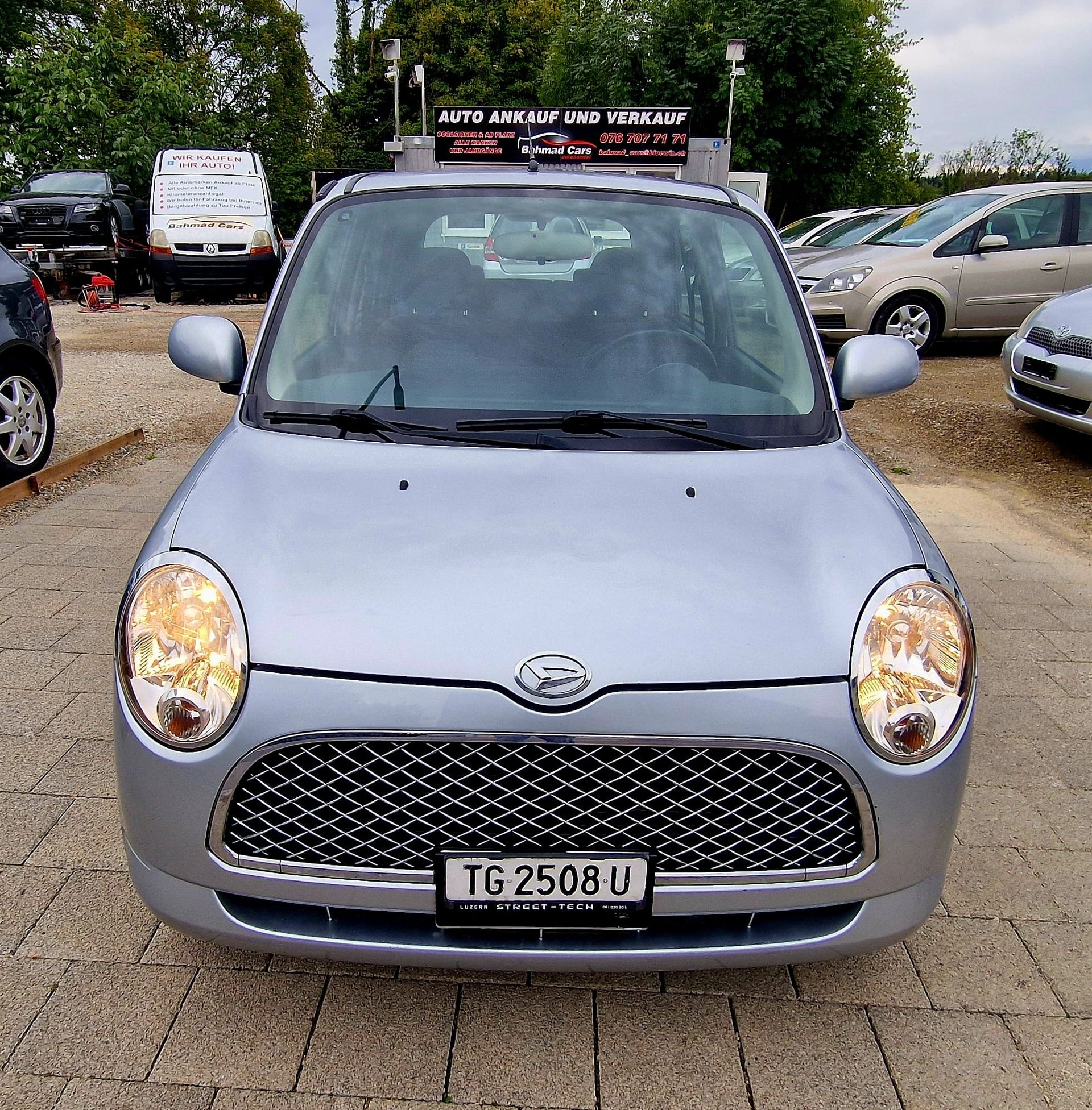 DAIHATSU Trevis 1.0-image-1