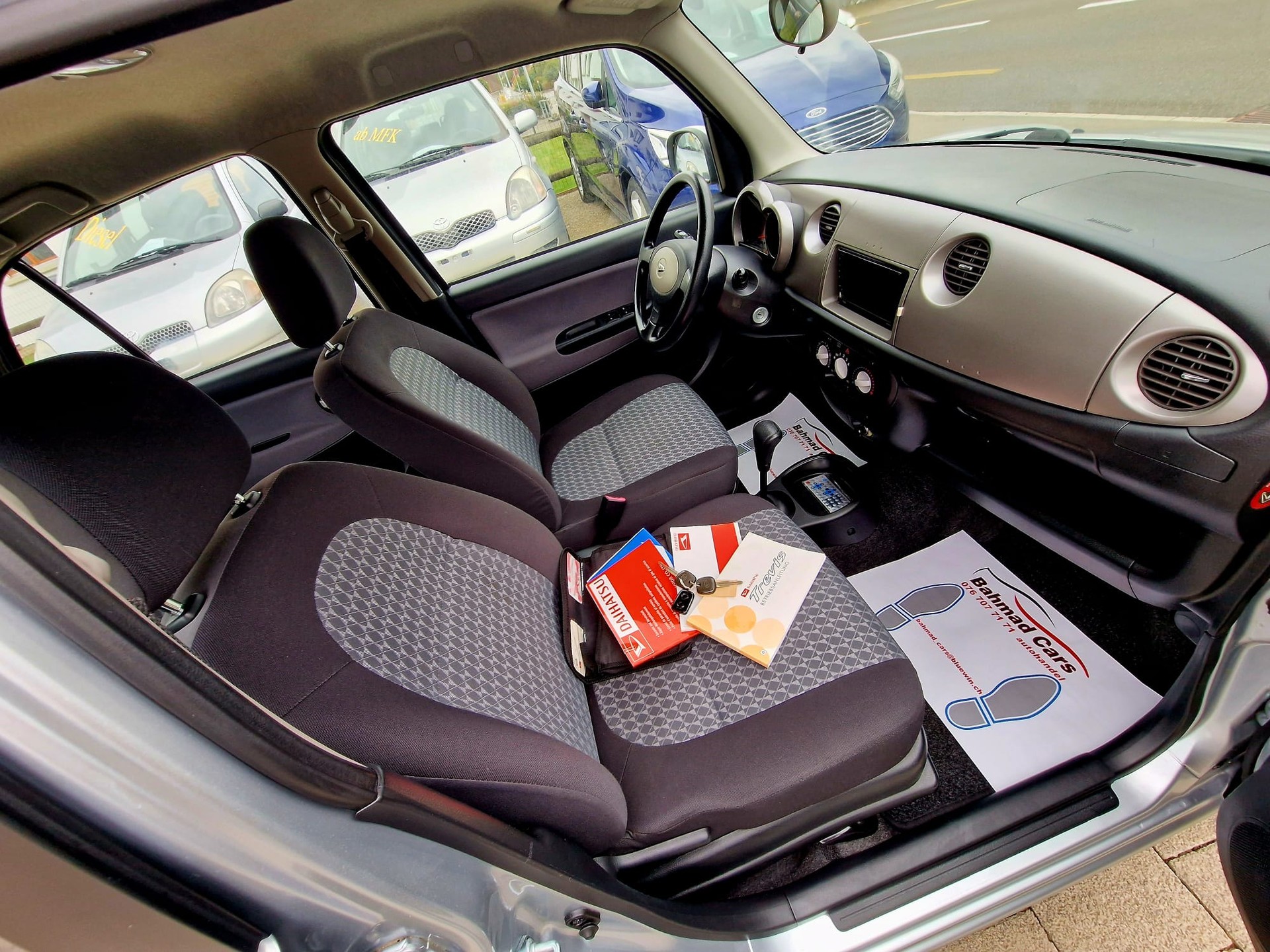 DAIHATSU Trevis 1.0-image-8