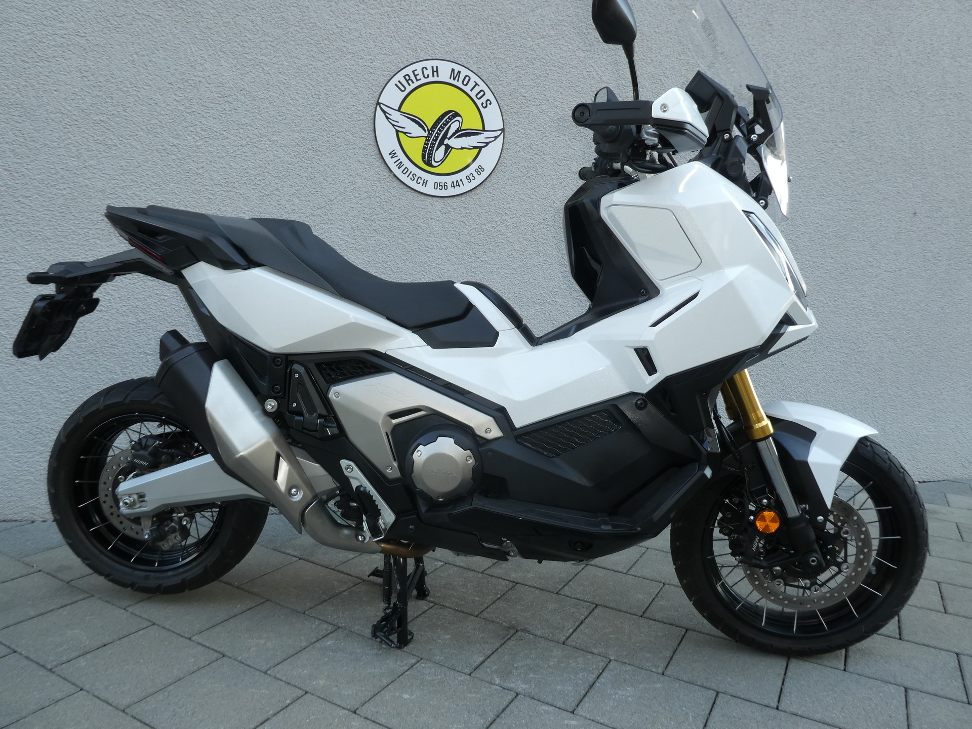HONDA X-ADV 750 (35kW) und 43.1 KW-showroom-element-2