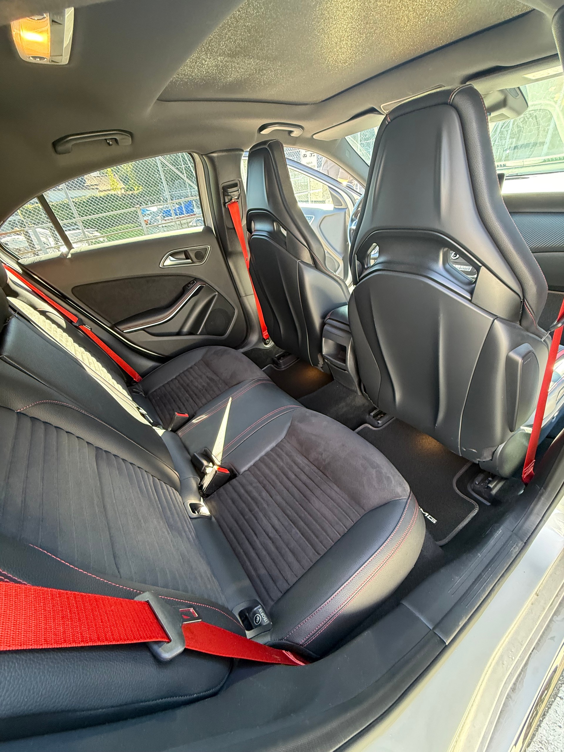 MERCEDES-BENZ A 45 AMG 4m-image-5