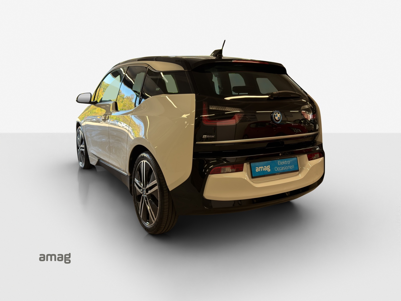 BMW i3 (94Ah)-image-2