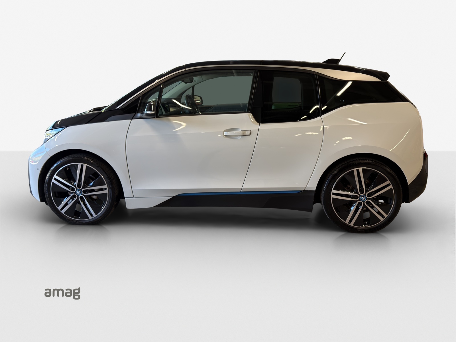 BMW i3 (94Ah)-image-1