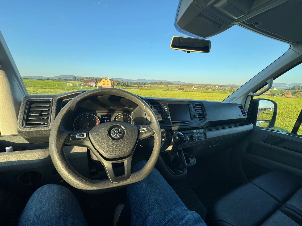 VW Crafter 35 2.0 TDI L4 mit Hebebühne-image-7