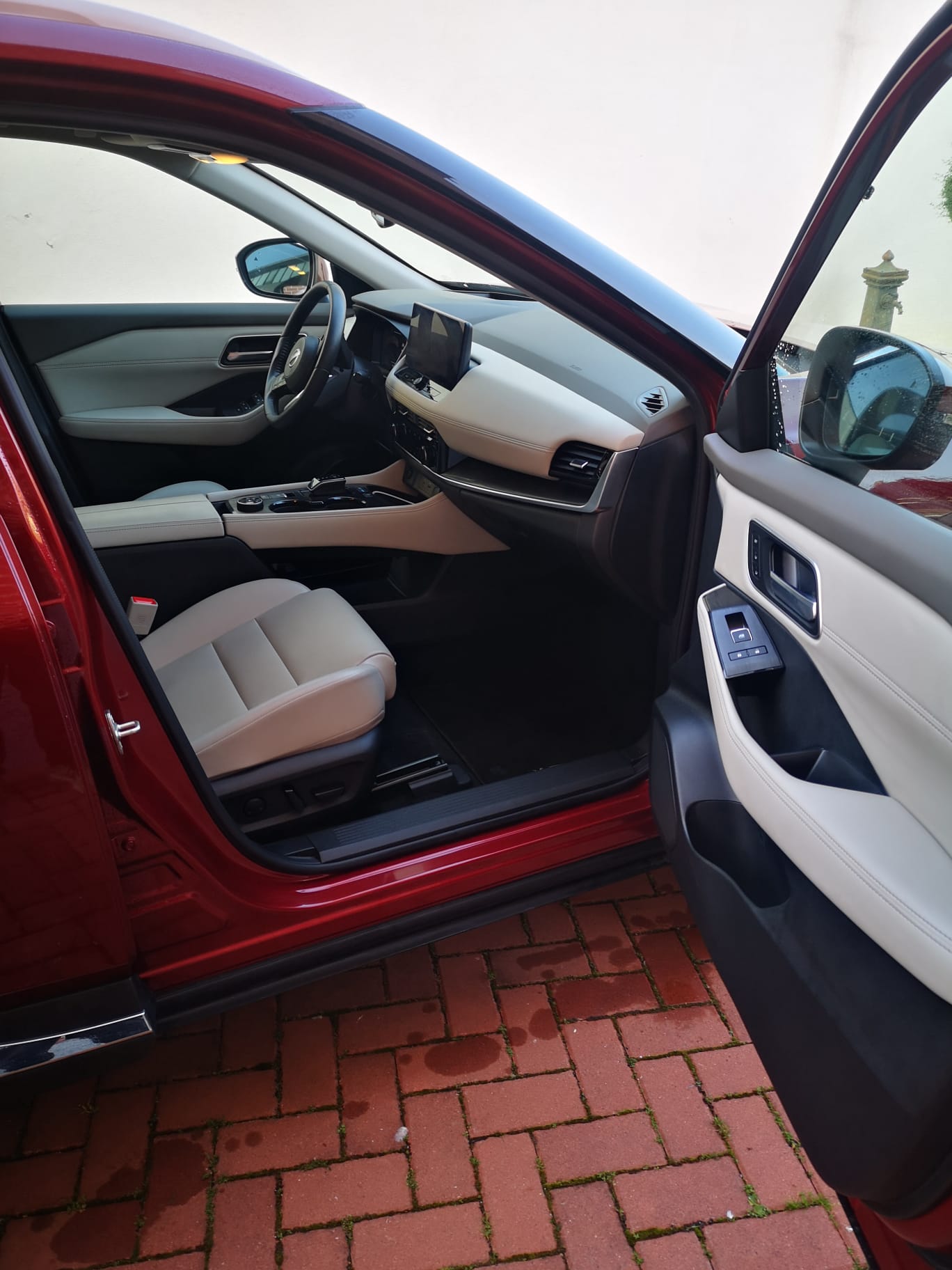 NISSAN 1.5 VC-T Tekna e-4orce-image-5