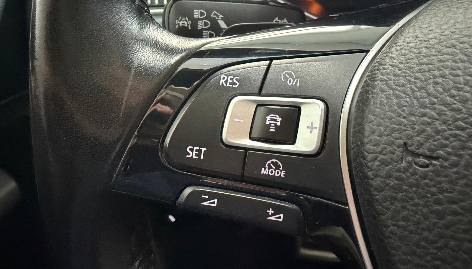 VW T-Roc 2.0 TSI Sport DSG 4Motion - Caméra de recul-image-15