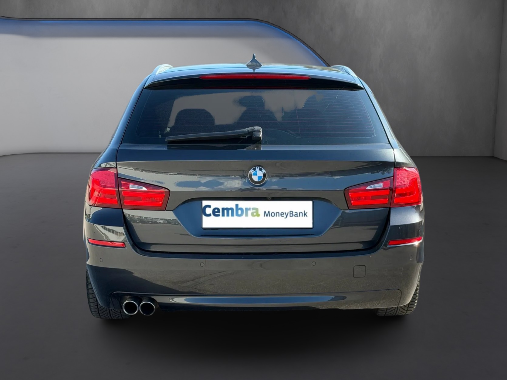 BMW 530d xDrive Touring Steptronic-image-4