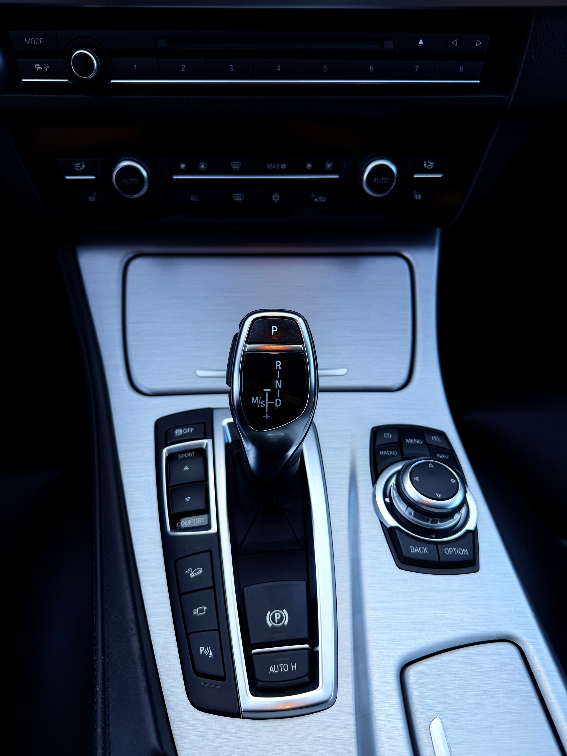 BMW 530d xDrive Touring Steptronic-image-17