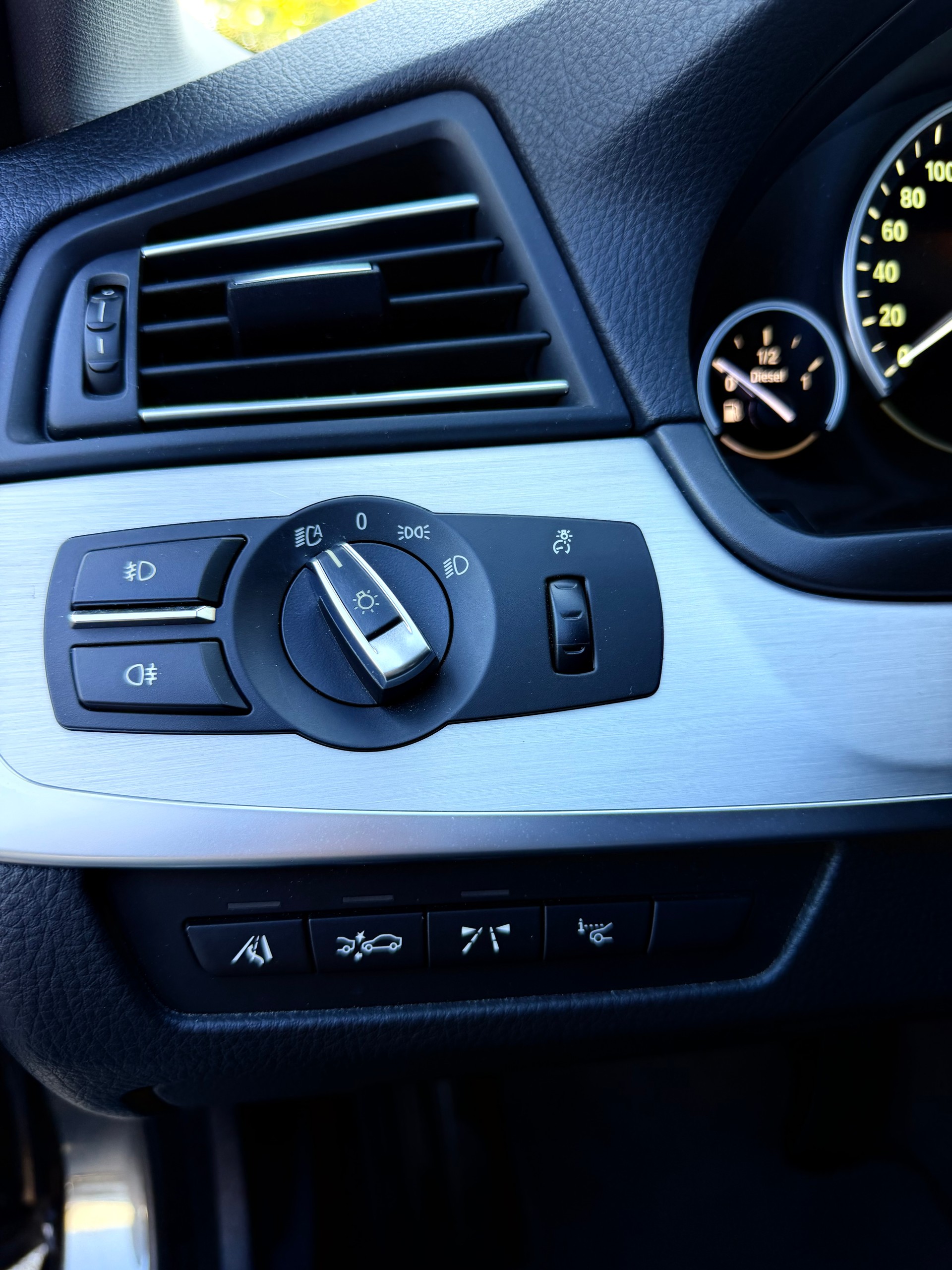BMW 530d xDrive Touring Steptronic-image-16