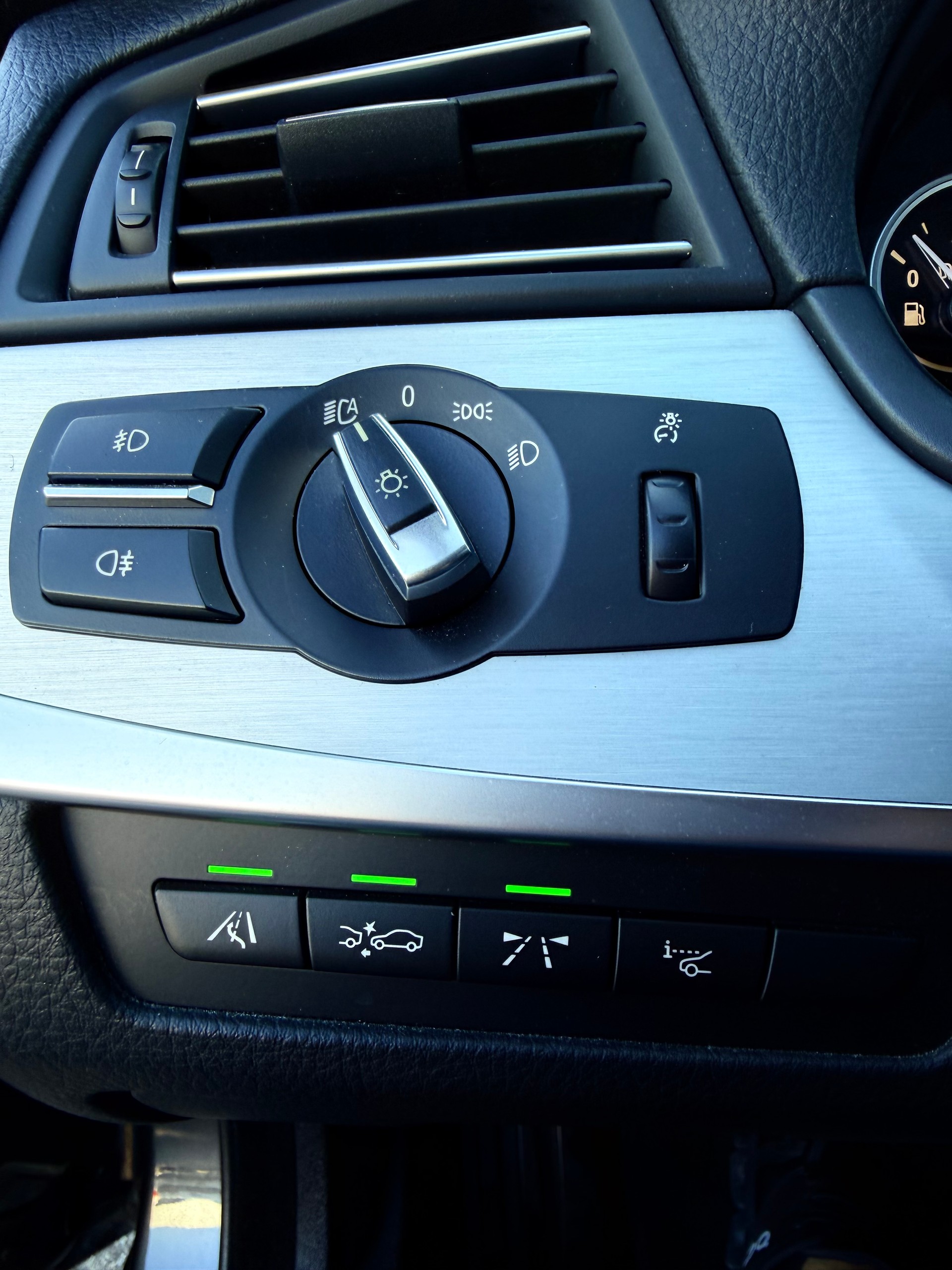 BMW 530d xDrive Touring Steptronic-image-14