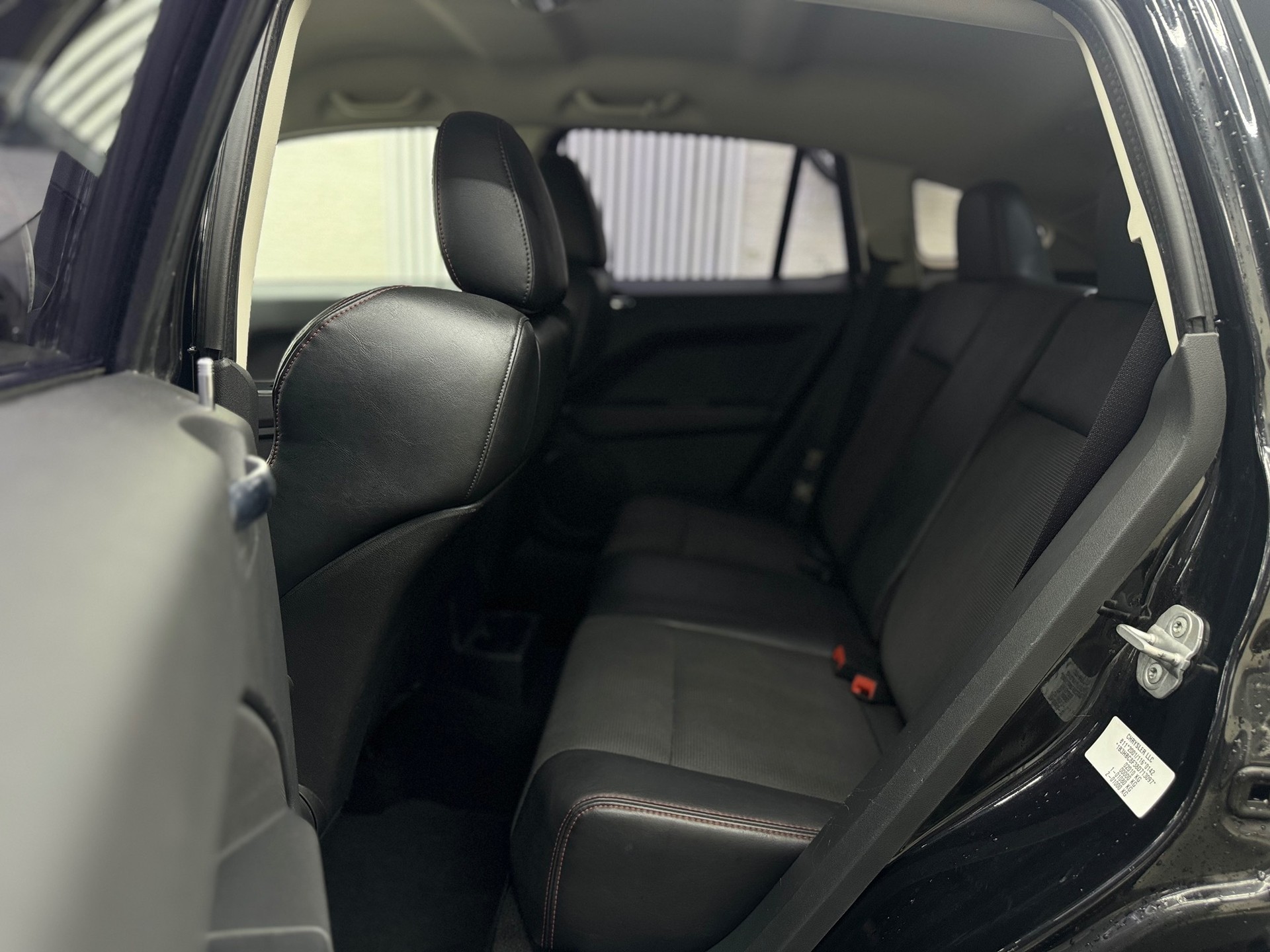 DODGE Caliber 2.4 SRT4-image-8