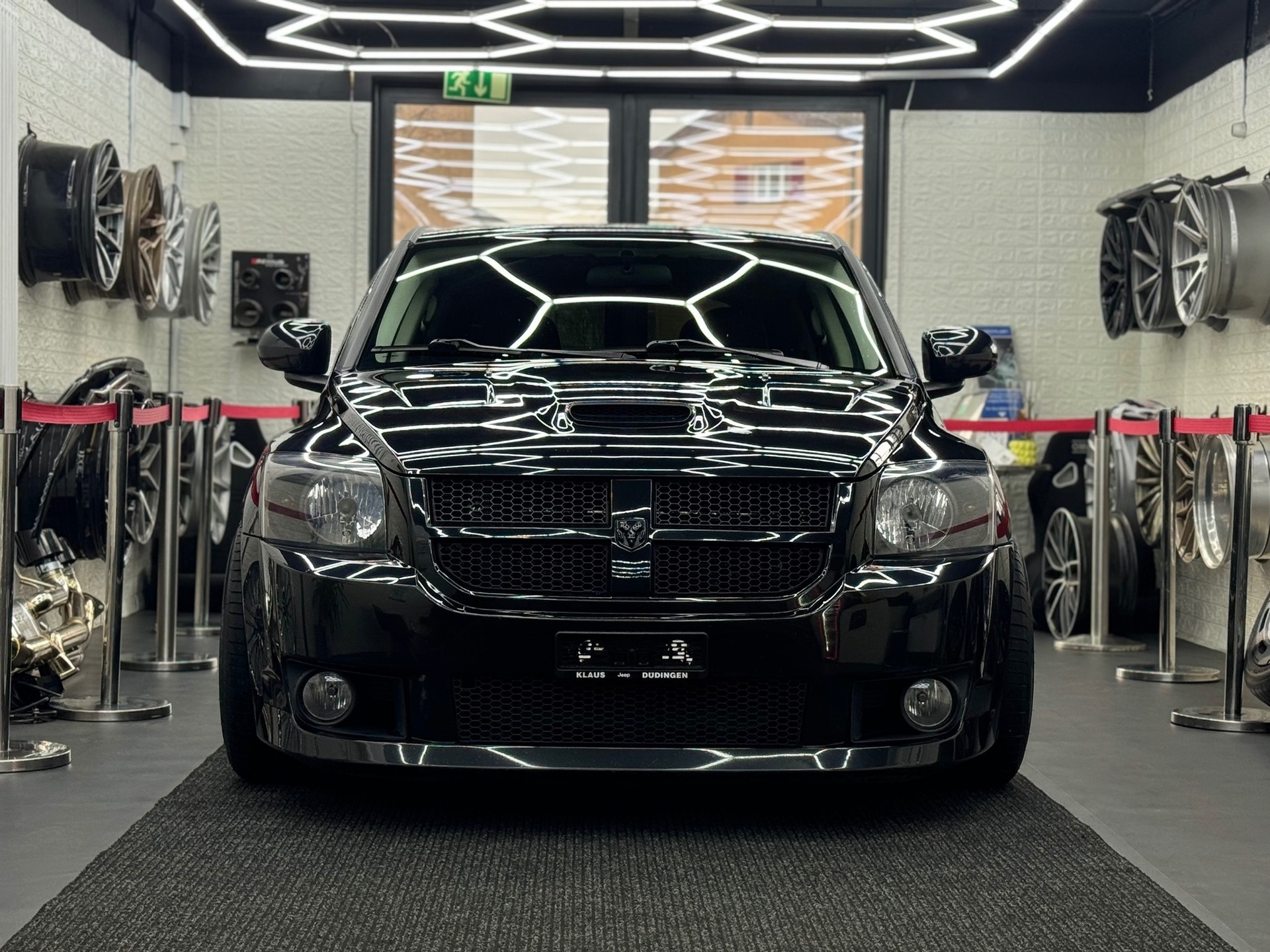DODGE Caliber 2.4 SRT4-image-1