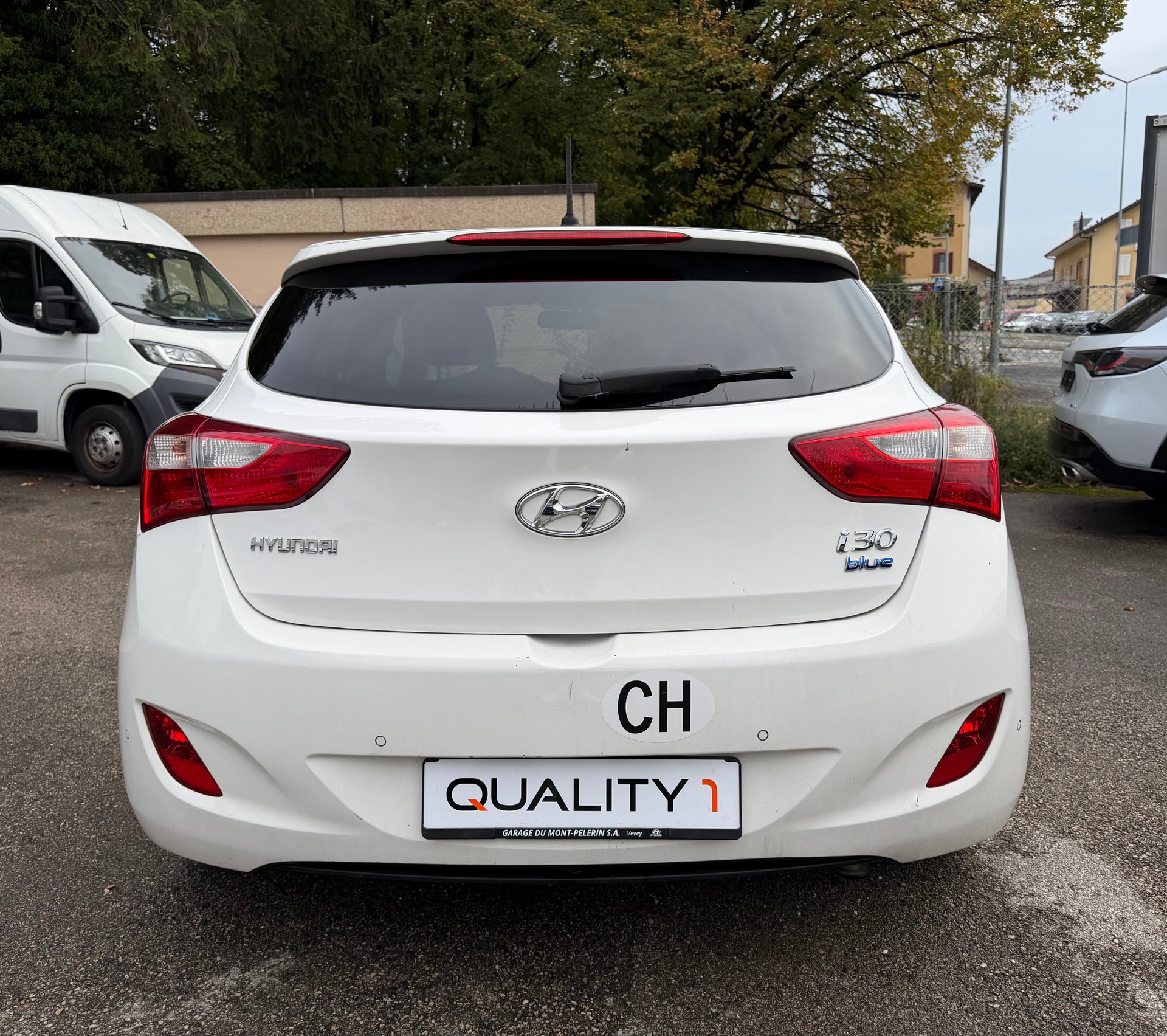 HYUNDAI i30 1.6 GDI Lounge-image-5